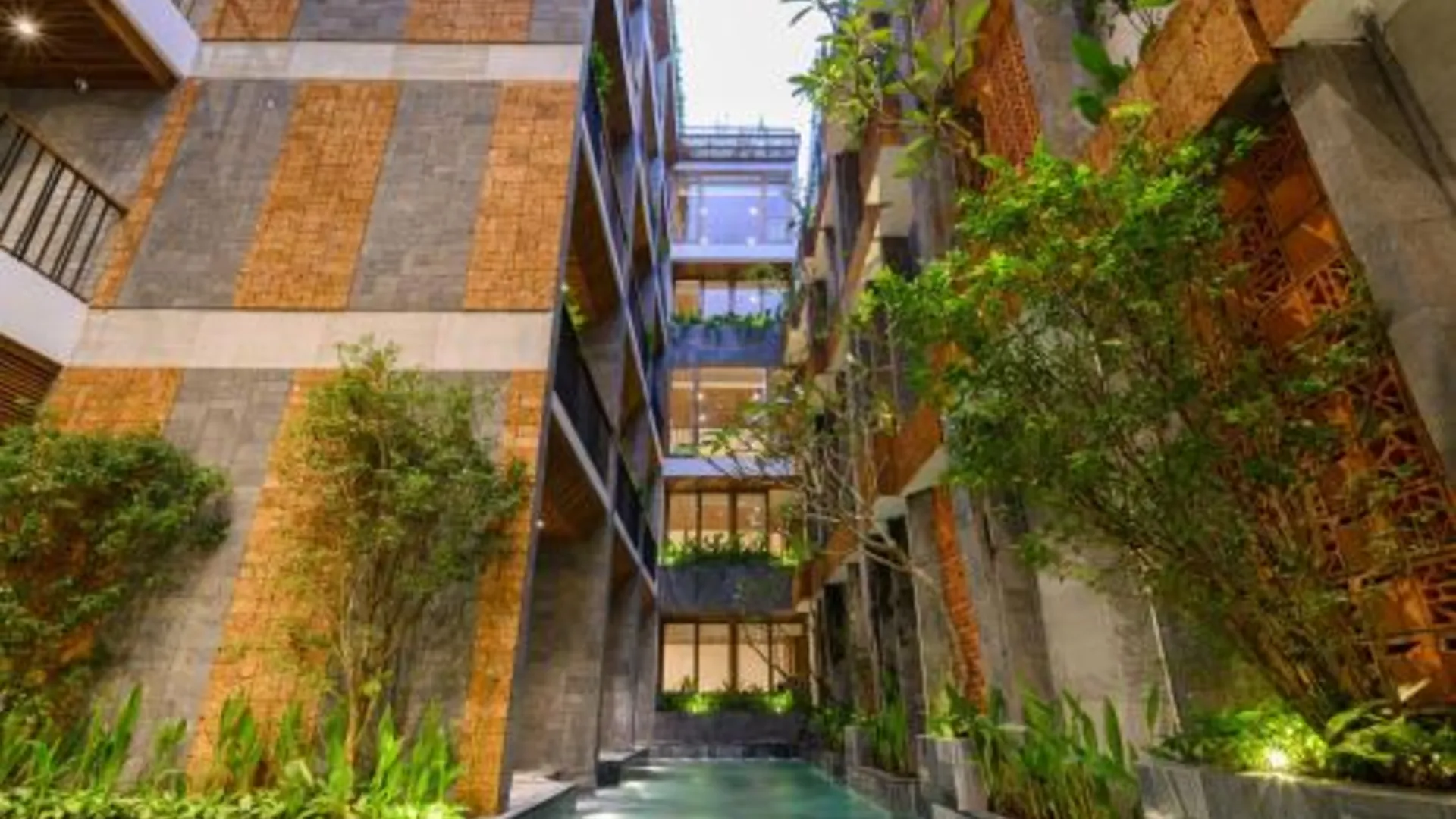 다낭 데이지 부티크 호텔 앤 아파트먼트 4성급 호텔 외관