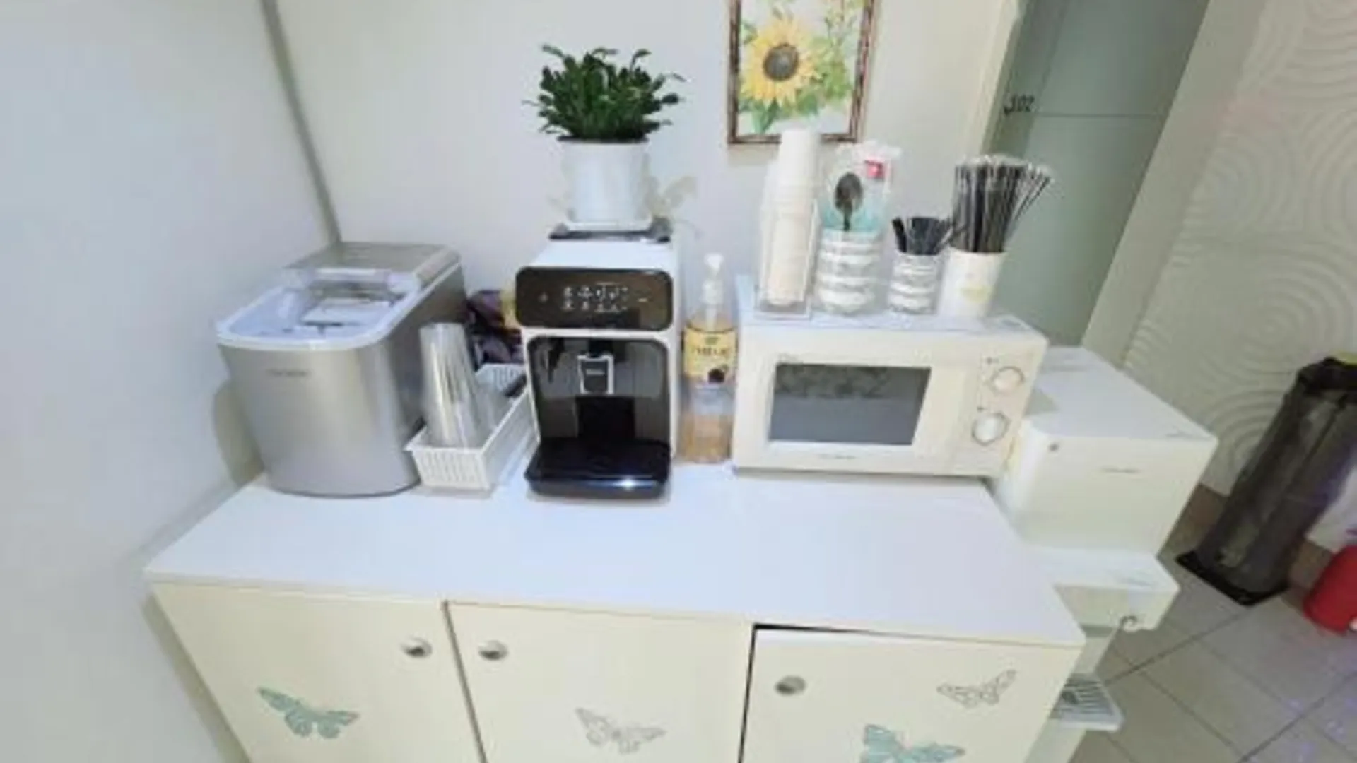 서울 나비 모텔 호텔 로비