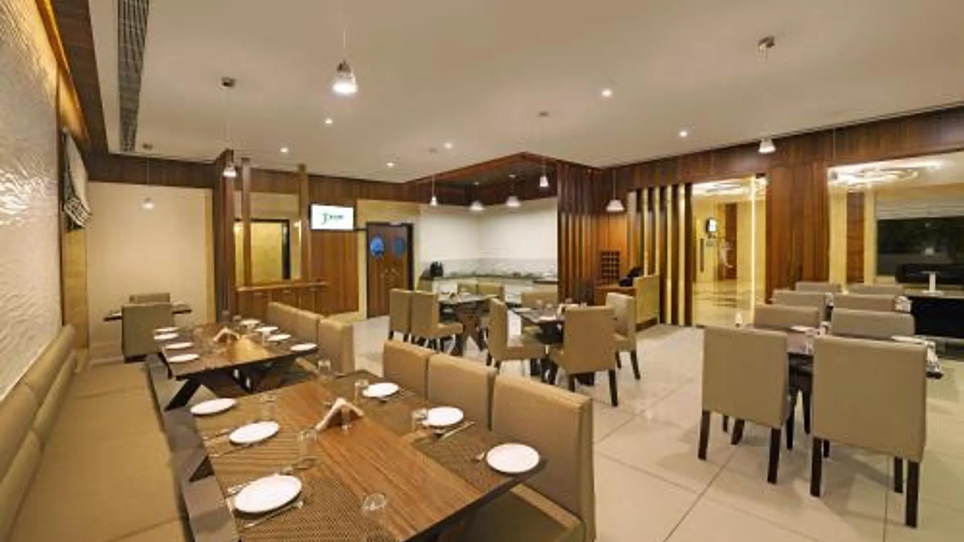 람메스와람 Hotel Fortune 3성급 호텔 레스토랑