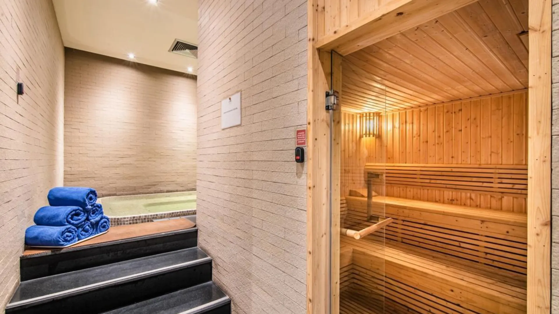 방콕 메트로폴, 방콕, 어 트리뷰트 포트폴리오 호텔 5성급 호텔 부대시설