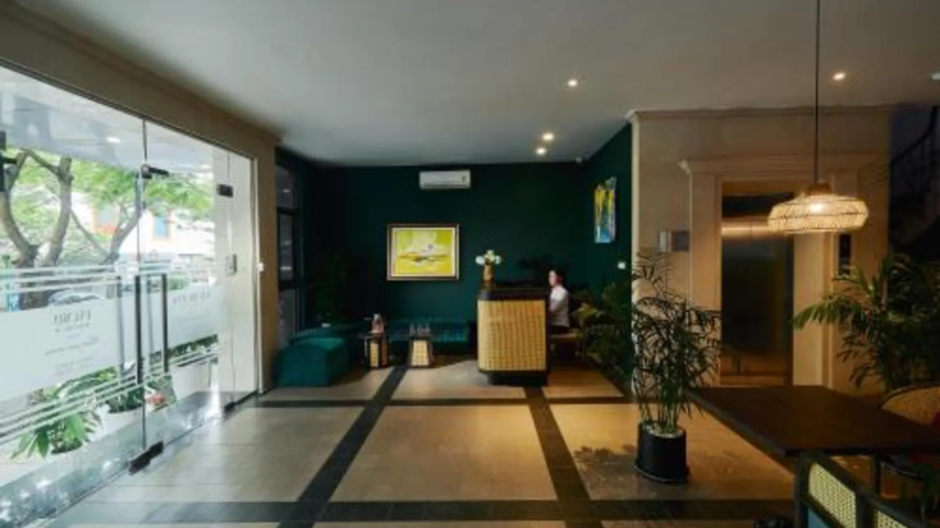 하노이 더 블룸 클래식 – 언 엑설런트 블렌드 오브 코지 리빙 앤 어번 릴랙세이션 4성급 호텔 레스토랑