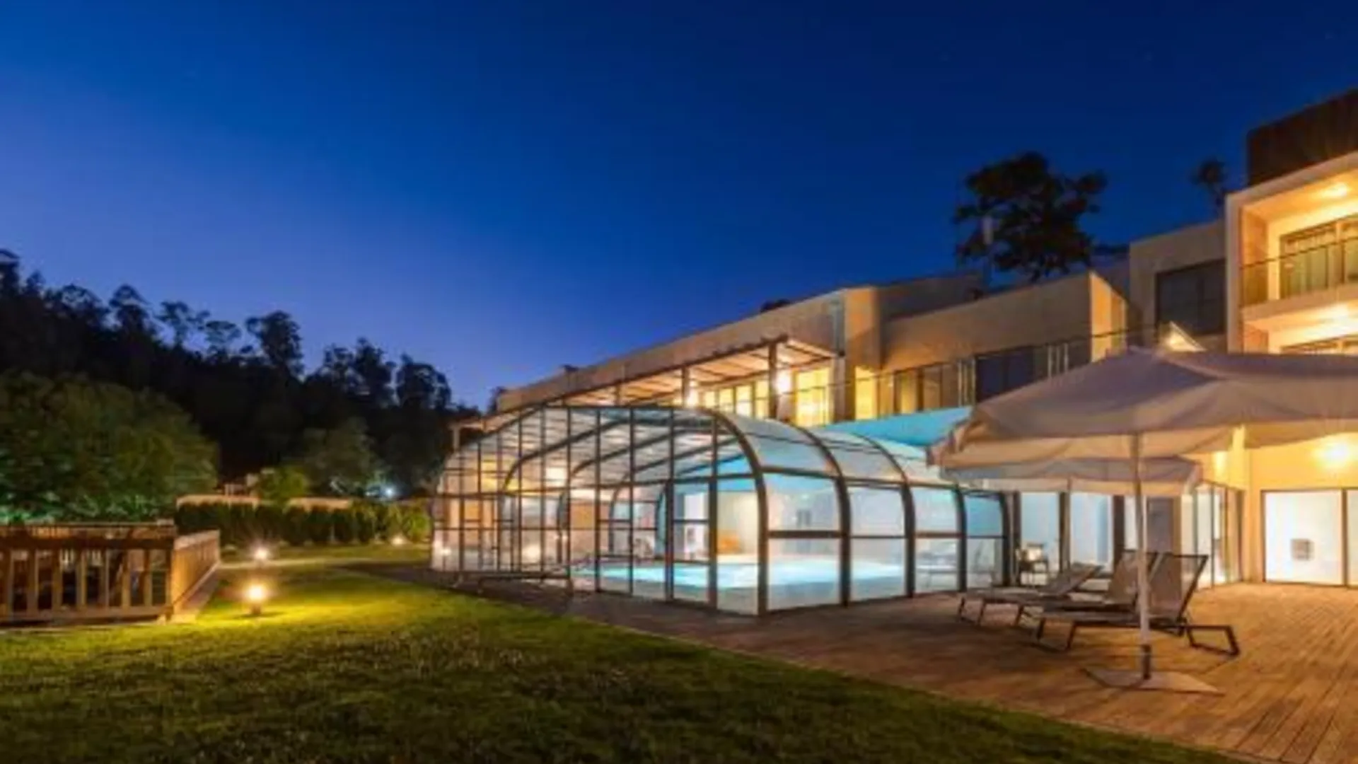 올리베이라 데 아제메이스 Hotel Rural Vale Do Rio 4성급 호텔 수영장