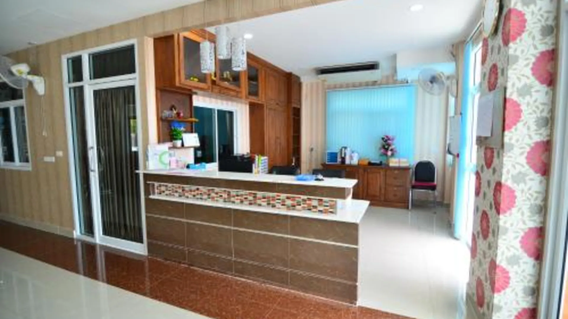 방콕 더 베스트 플레이스 2성급 호텔 수영장