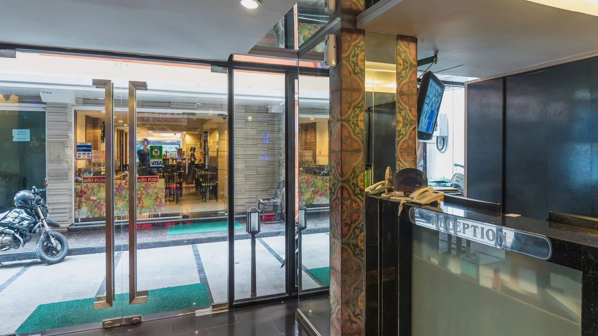 방콕 코지 인 호텔 3성급 호텔 스위트룸