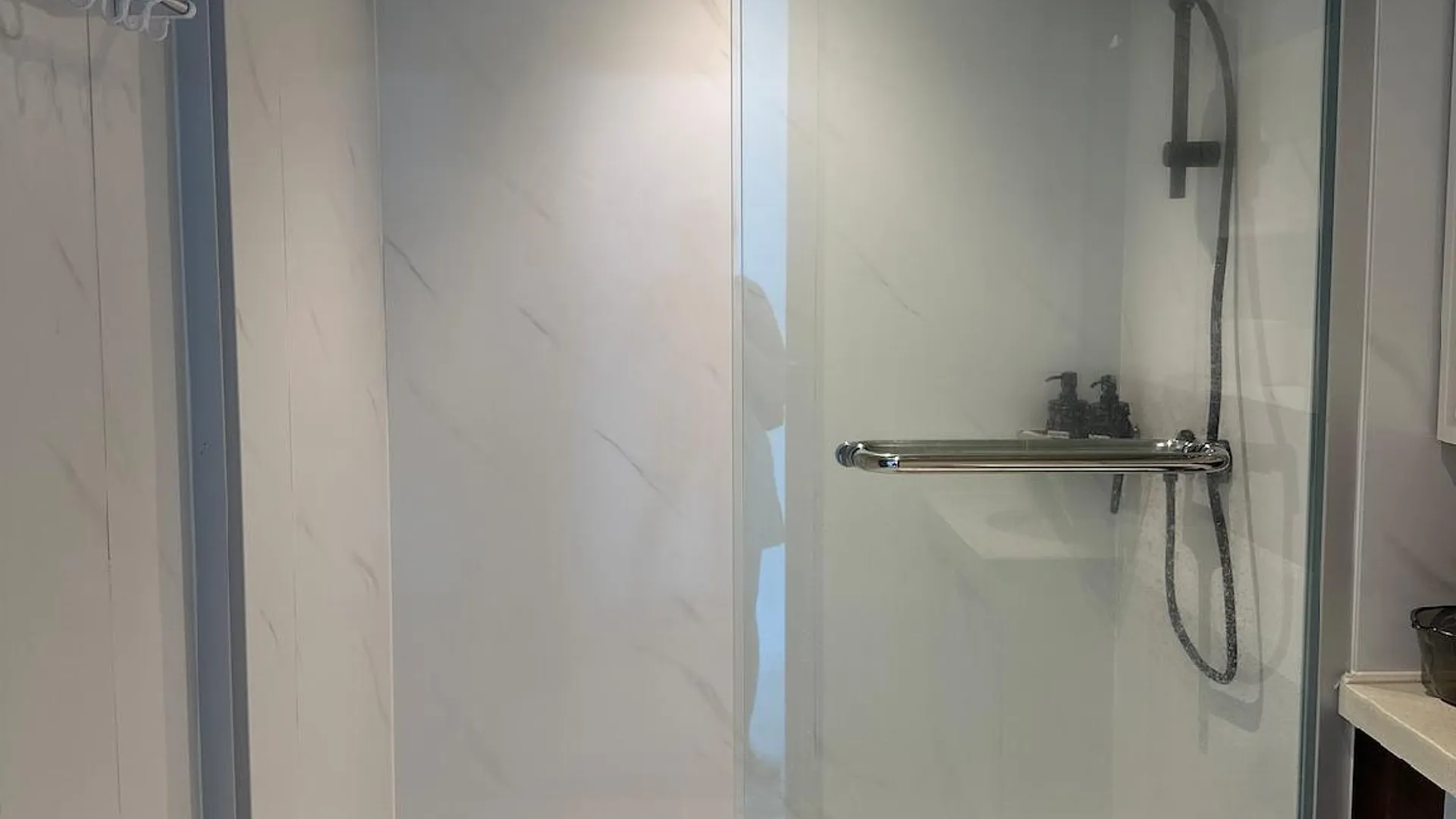 코타키나발루 중심 업무 지구 (CBD)의 아파트먼트 (m², 침실 1개, 프라이빗 욕실 1개) 3성급 싱글룸 스위트룸