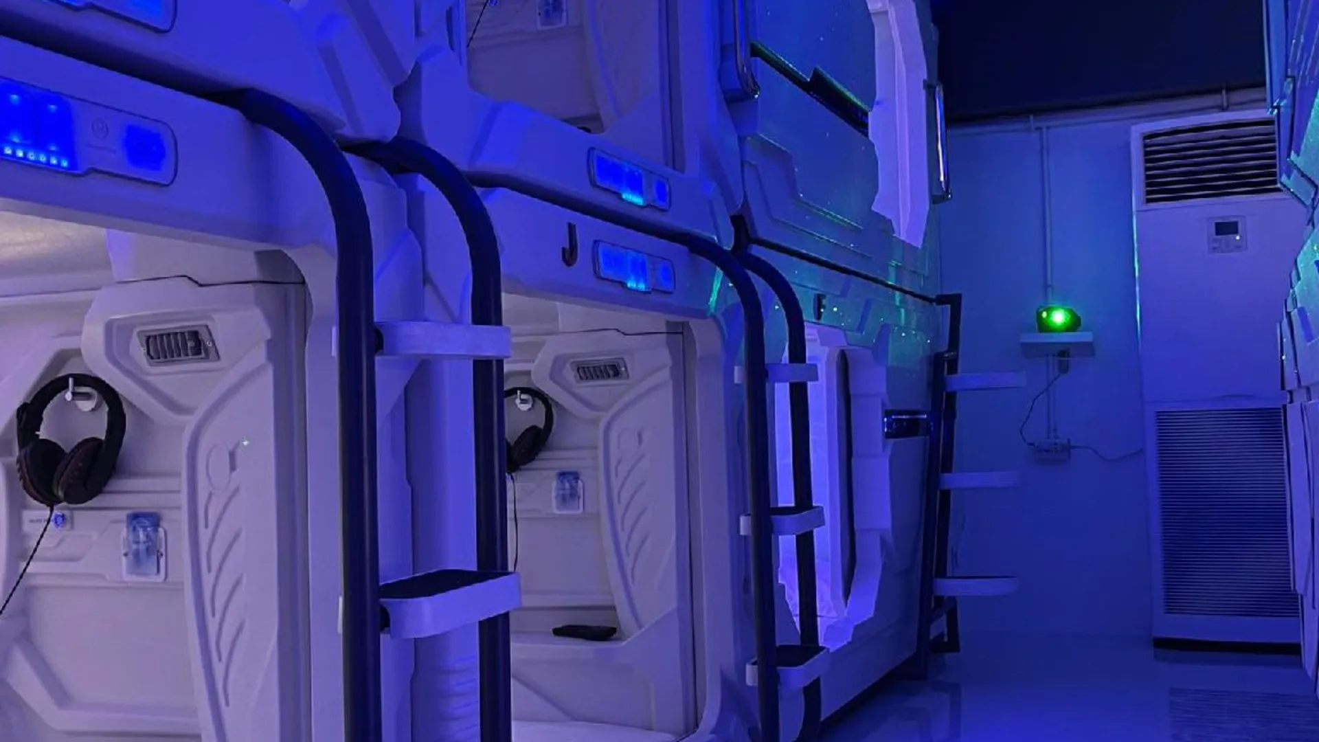 세부 BMAX 스페이스포드 호텔 객실