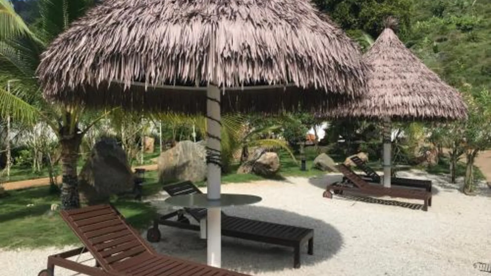 라웁 록 마운틴 3성급 호텔 전망