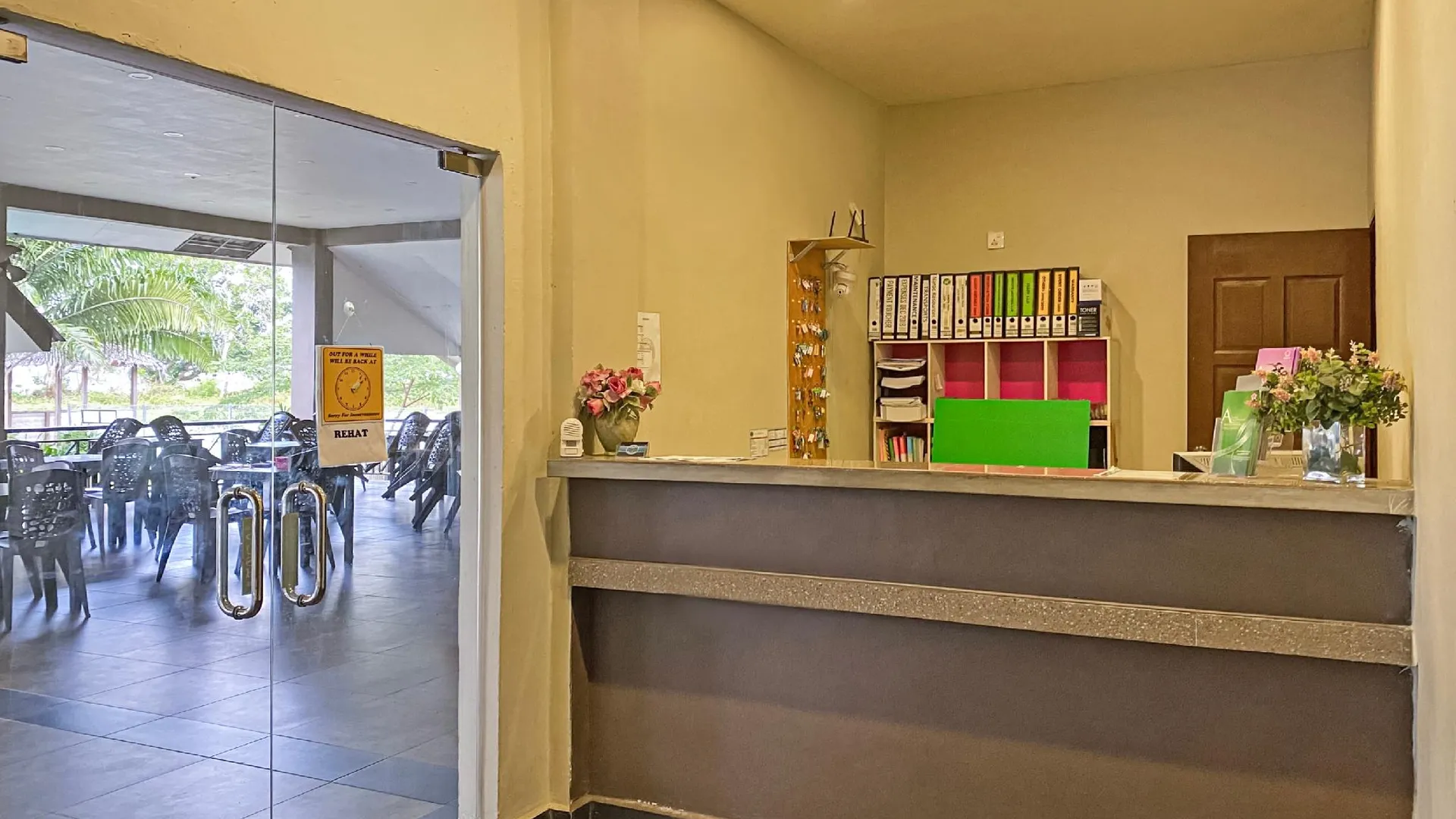 코타 팅기 Hotel O Sedili Inn Resort 3성급 호텔 수영장