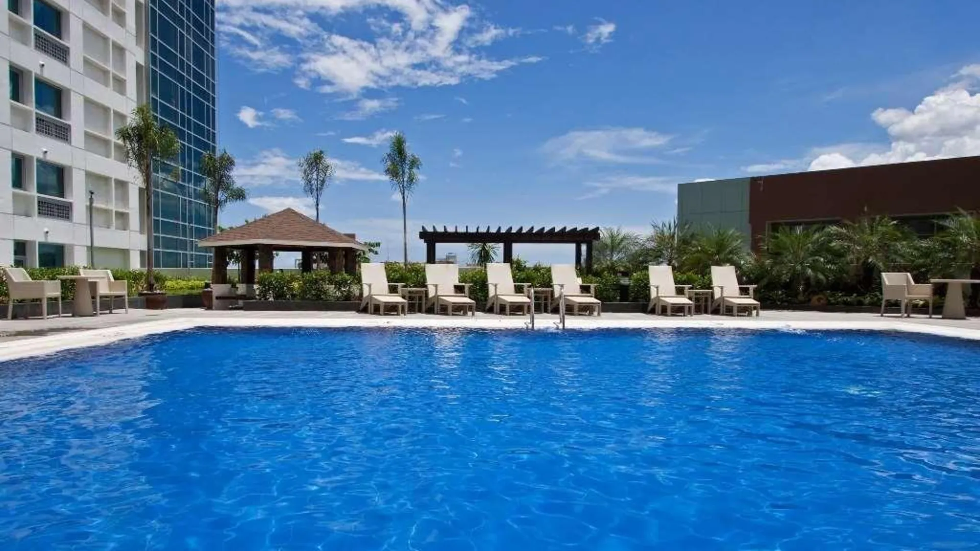 세부 퀘스트 호텔 앤 컨퍼런스 센터 세부 3성급 호텔 객실