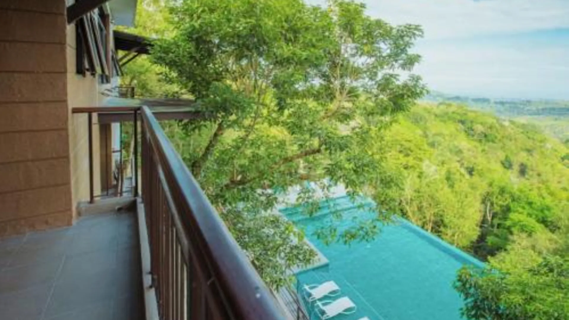 세부 미스트 마운틴 리조트 파워드 바이 코코텔 3성급 호텔 외관