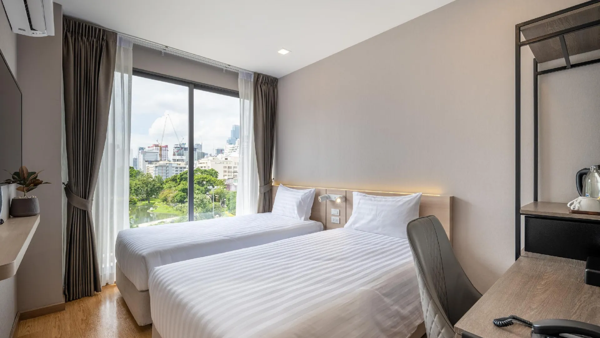 방콕 핀 파크 호텔 3성급 호텔 스위트룸