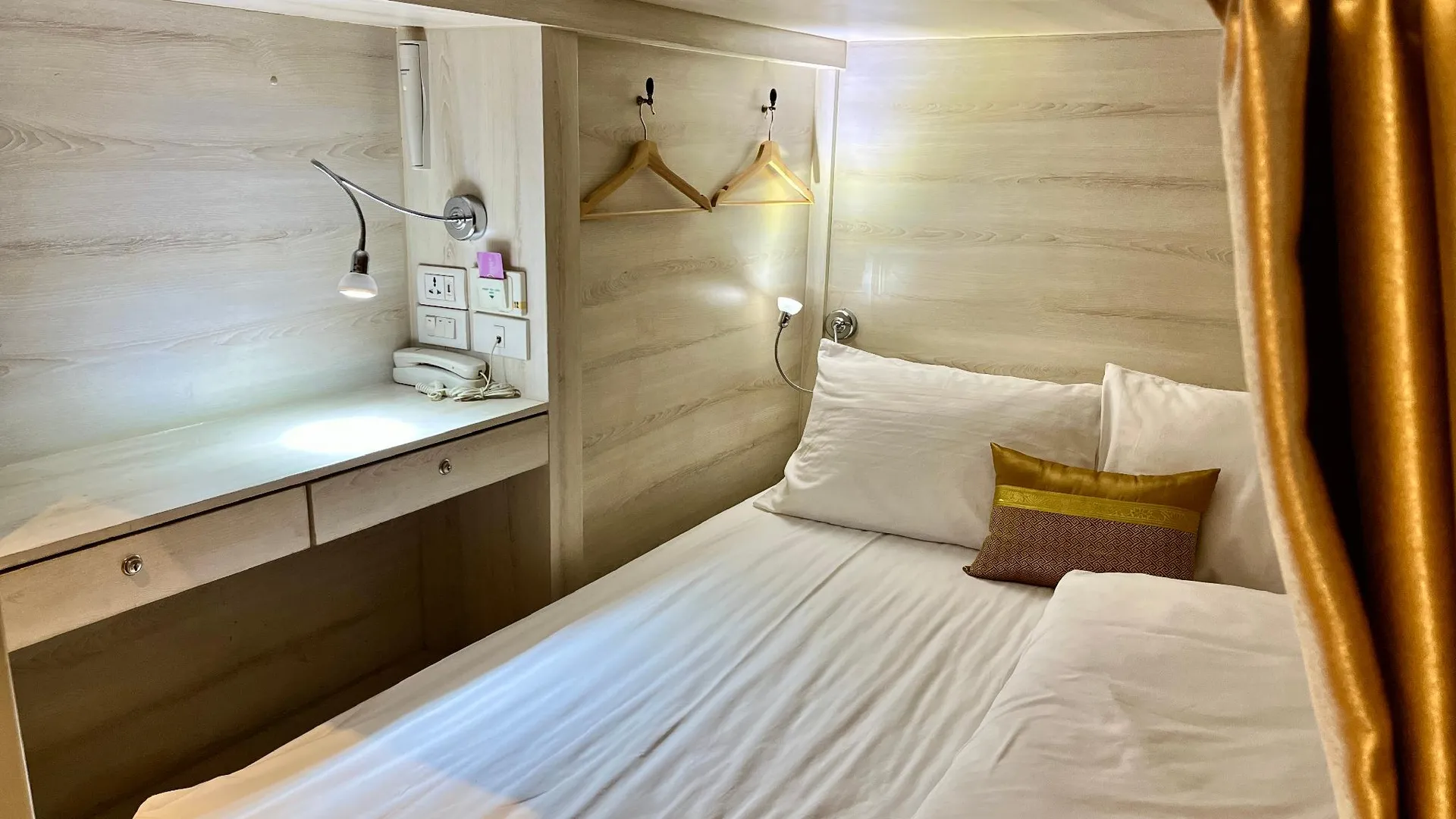 방콕 마리야 레이디 호스텔 수완나품 에어포트 2성급 호텔 객실