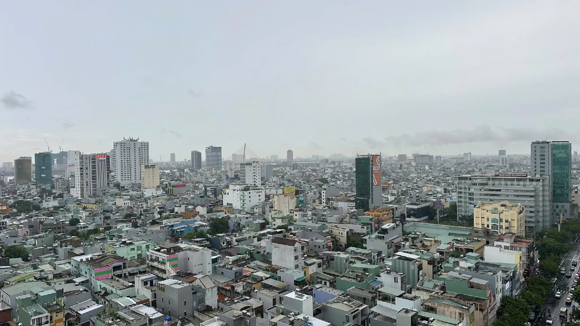 다낭 하이쩌우의 아파트먼트 (117m², 침실 1개, 프라이빗 욕실 2개) 2성급 싱글룸 수영장