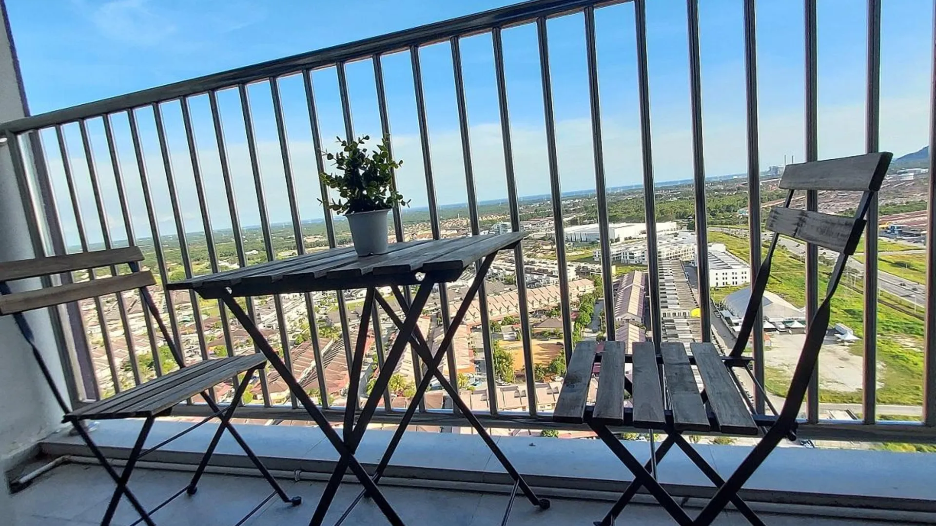 세리 만중 세리 만중의 아파트먼트 (1580m², 침실 3개, 프라이빗 욕실 2개) 3성급 싱글룸 레스토랑