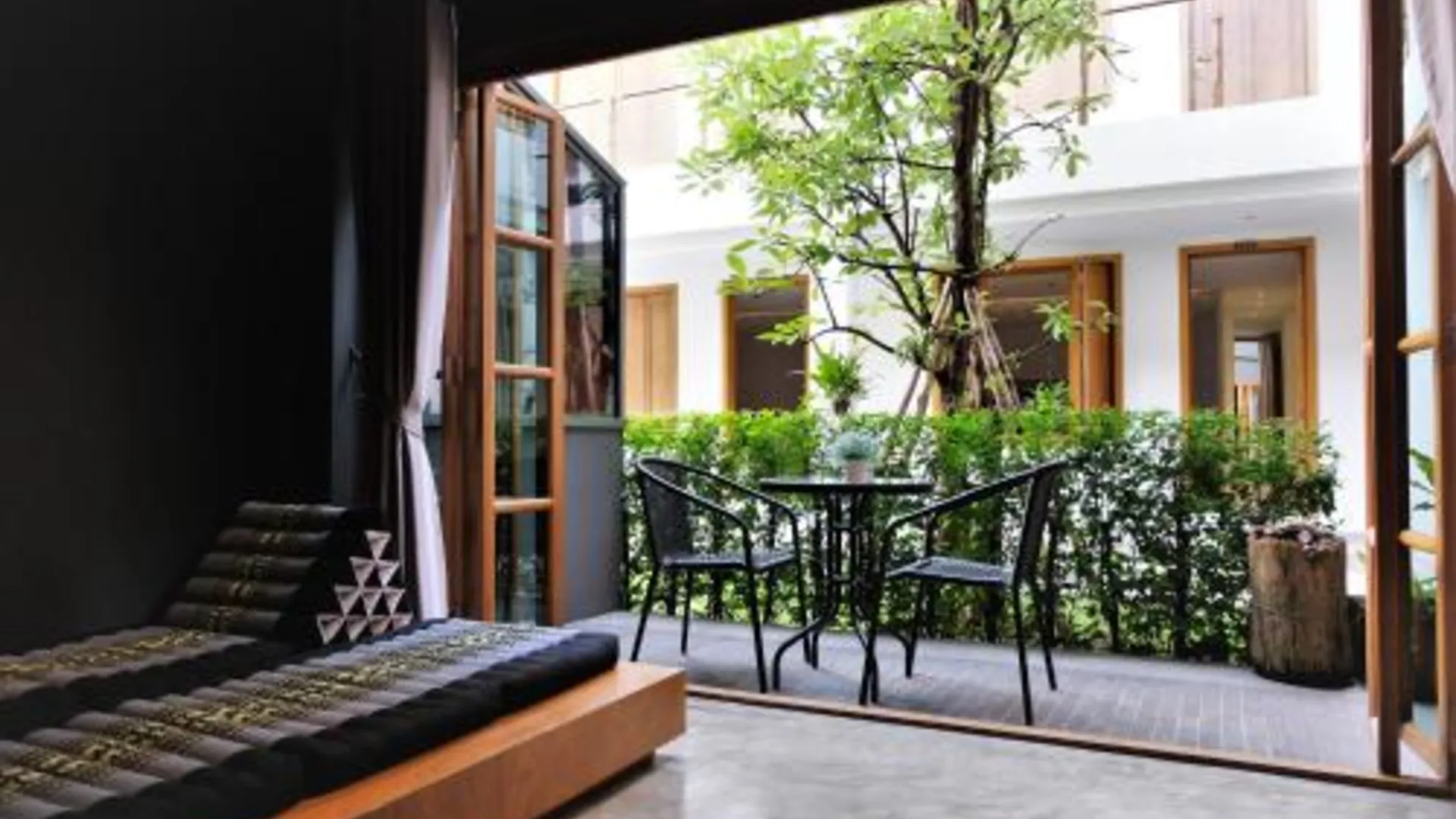 방콕 발리 빌라 방콕 2성급 호텔 수영장