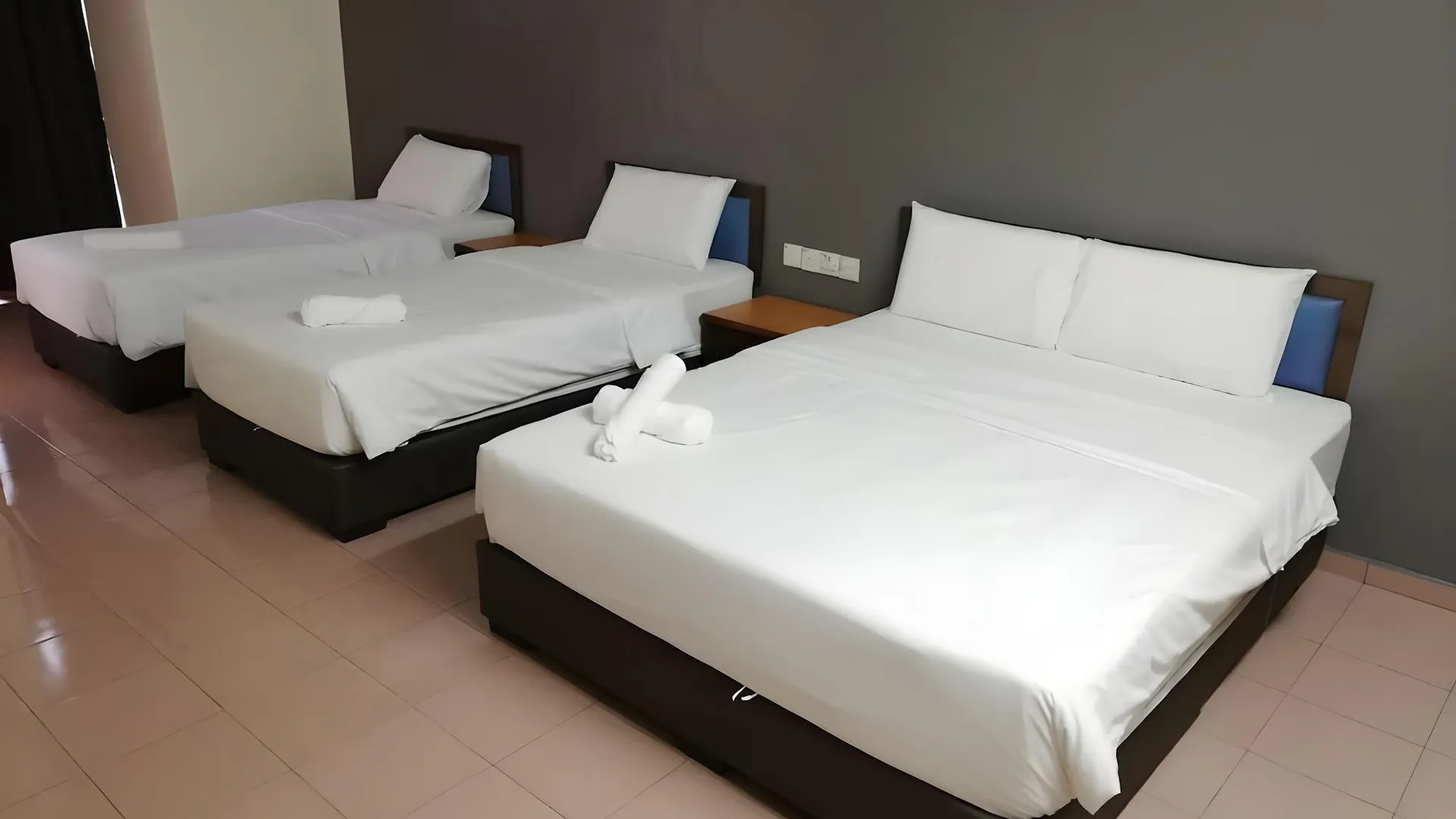 바투 파핫 Lee Hotel 호텔 로비