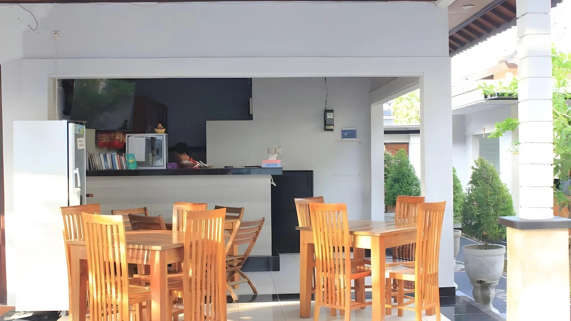 발리 컬렉션 O 발리 근처 끄동아난 비치 구 뉴 아스타 그라하 홈스테이 3성급 호텔 레스토랑