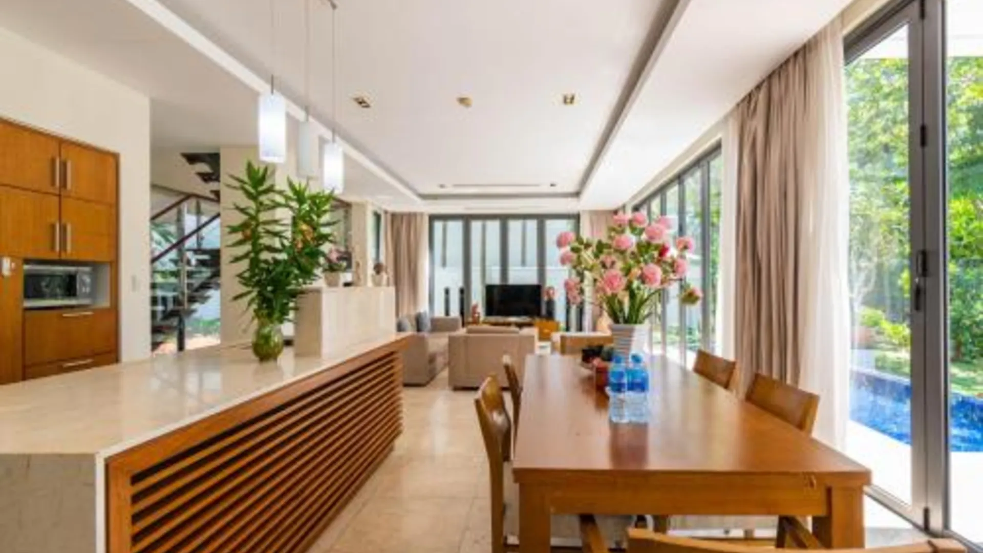 다낭 Luxury Pool Villa Close To The Private Beach 5성급 호텔 레스토랑