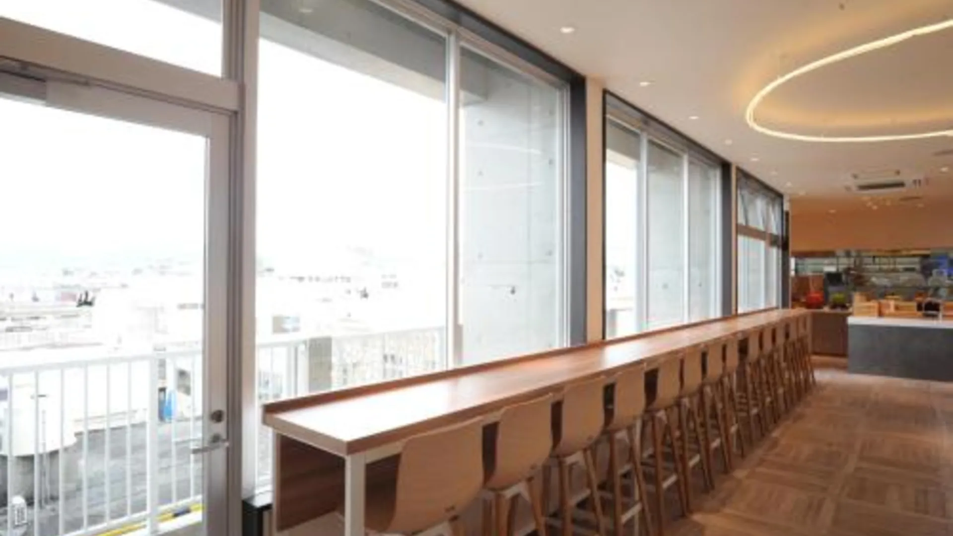 이시가키 더 브렉퍼스트 호텔 마르쉐 이시가키자마 3성급 호텔 로비