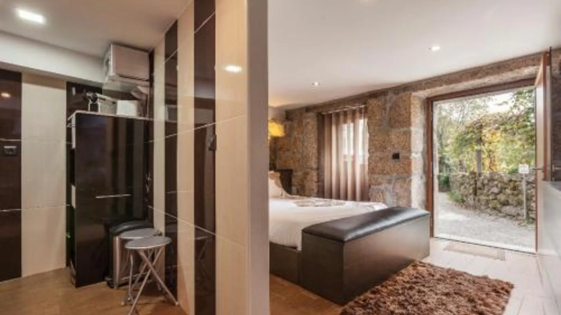 제어스 Casa da Fonte Geres 4성급 게스트하우스 스위트룸