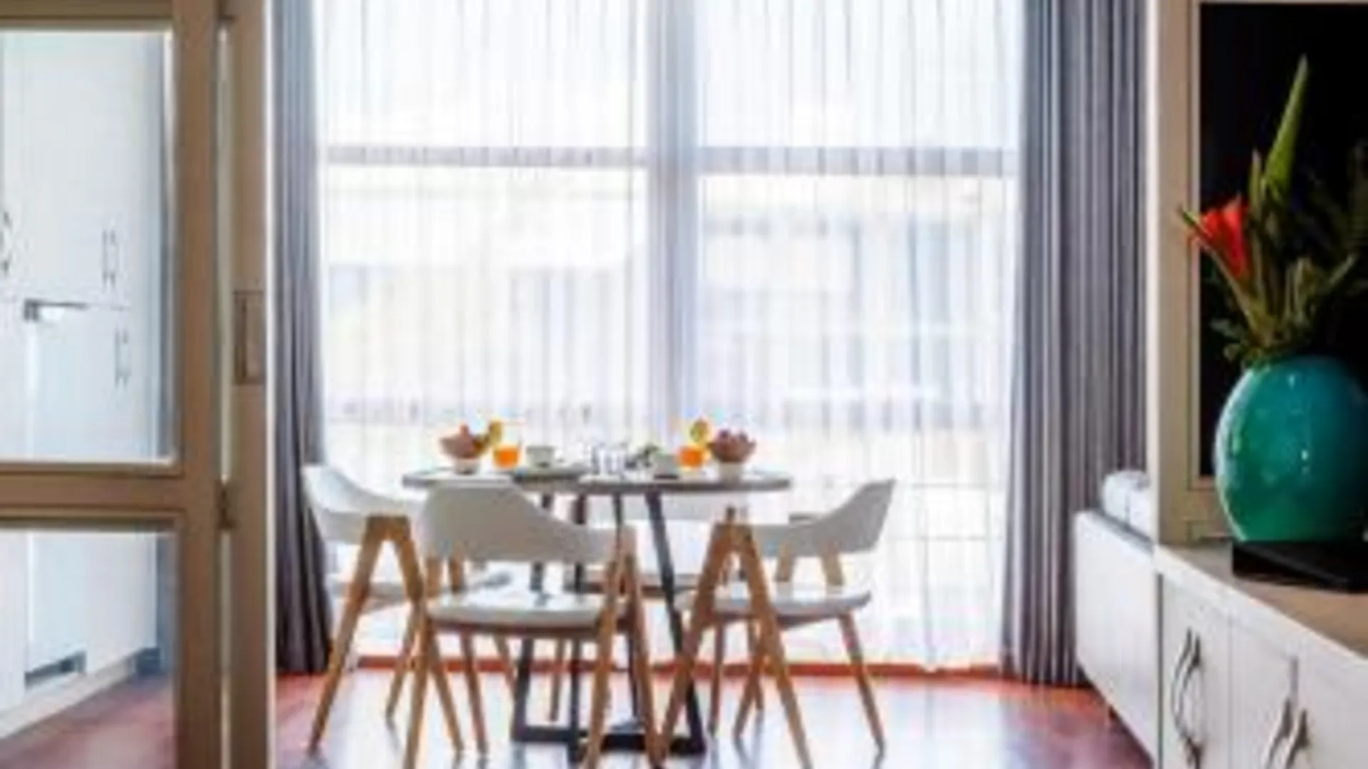 발리 이마니 스위트 4성급 호텔 부대시설