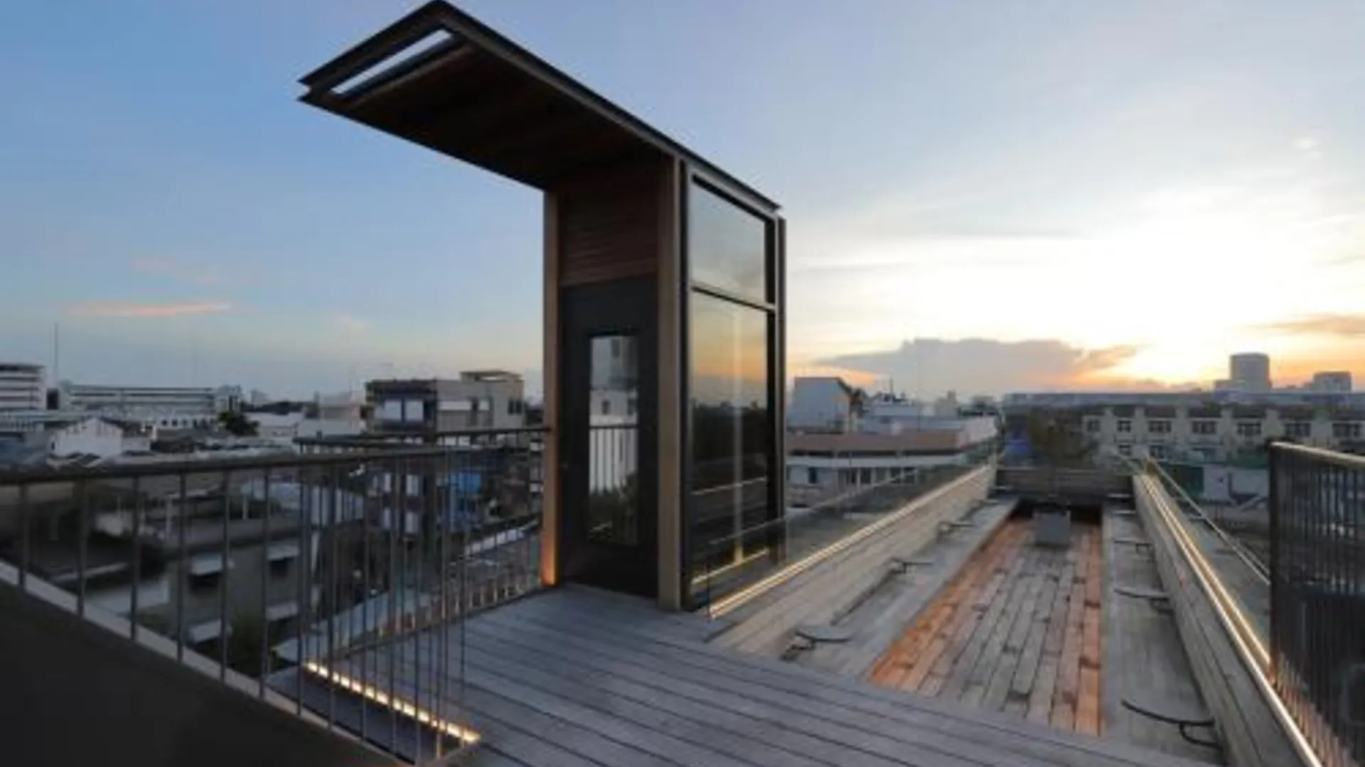 방콕 나 타나오 1969 4성급 게스트하우스 수영장