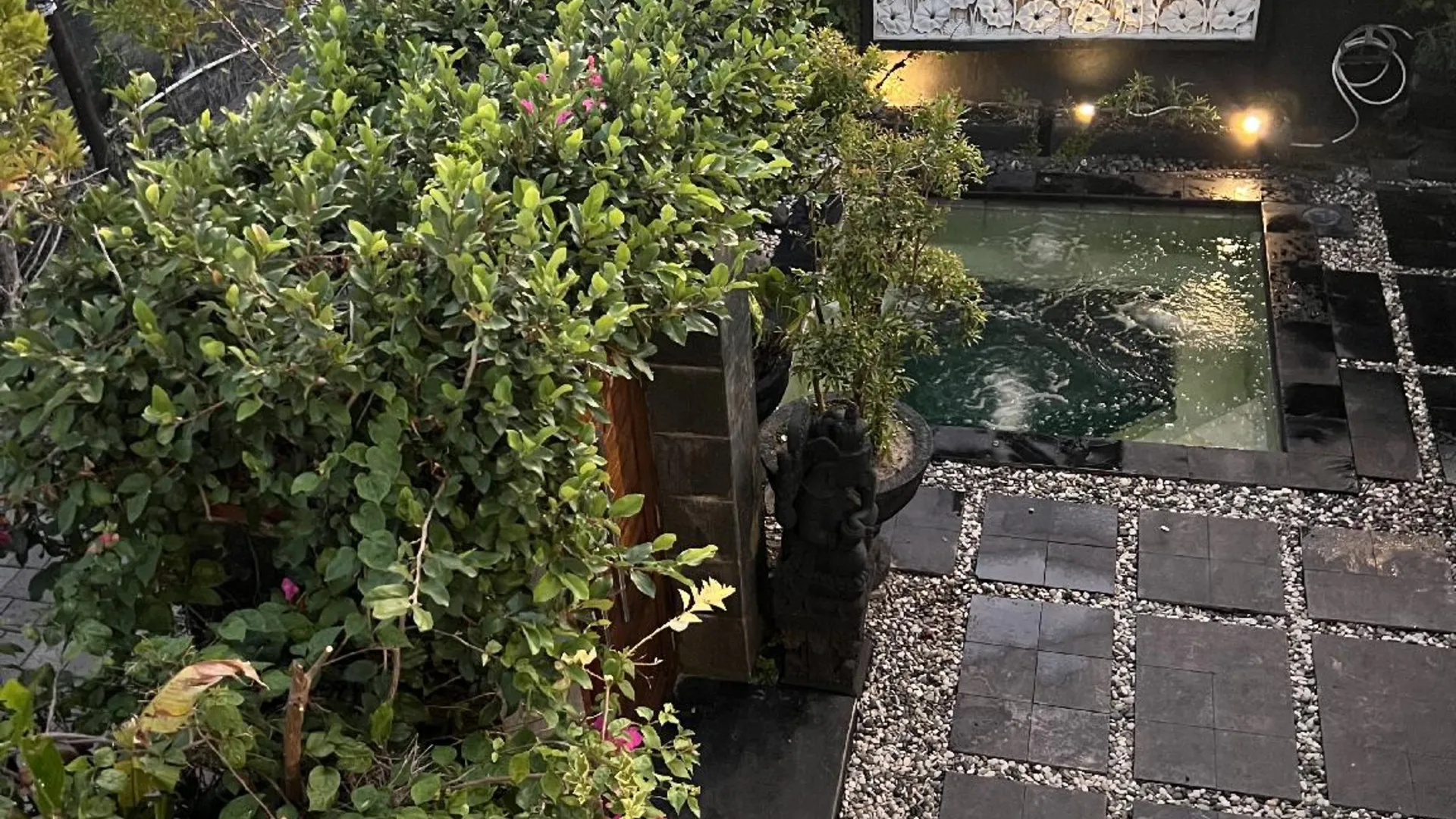 발리 스미냑의 빌라 (m², 침실 3개, 프라이빗 욕실 1개) 5성급 게스트하우스 객실