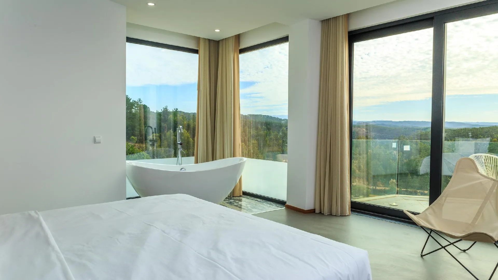 사오 테오토니오 에니그마 네이처 앤 워터 호텔 4성급 호텔 스위트룸