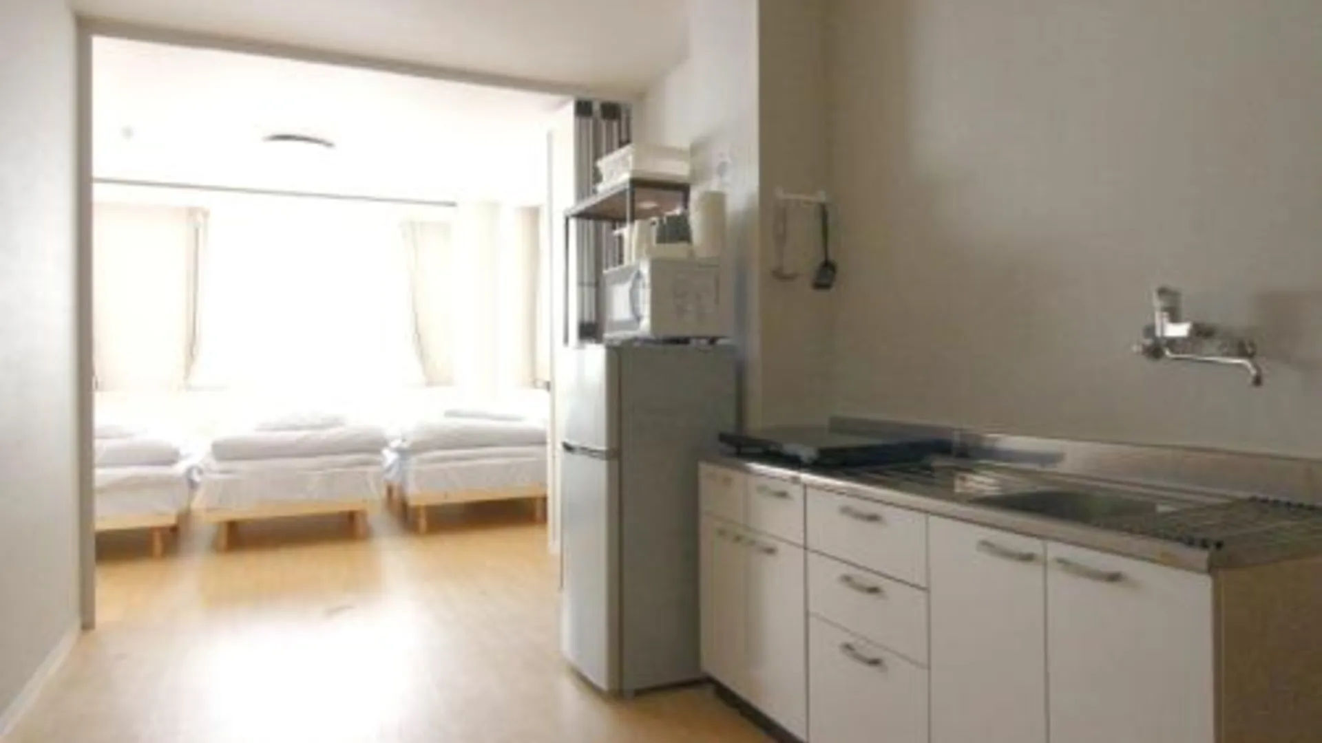 오키나와 본섬 M시티인 와카사 2성급 호텔 레스토랑