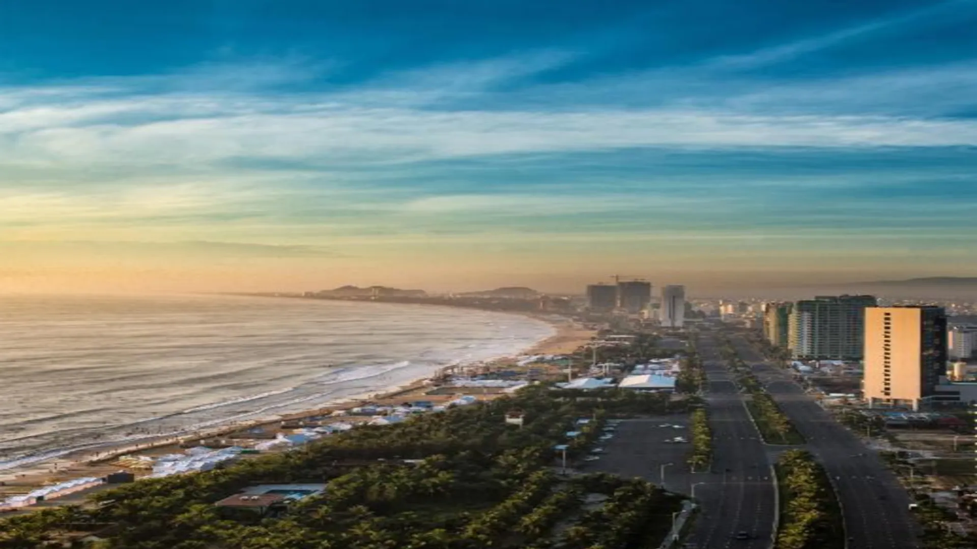 다낭 프억 미의 아파트먼트 (80m², 침실 2개, 프라이빗 욕실 2개) 4성급 게스트하우스 수영장