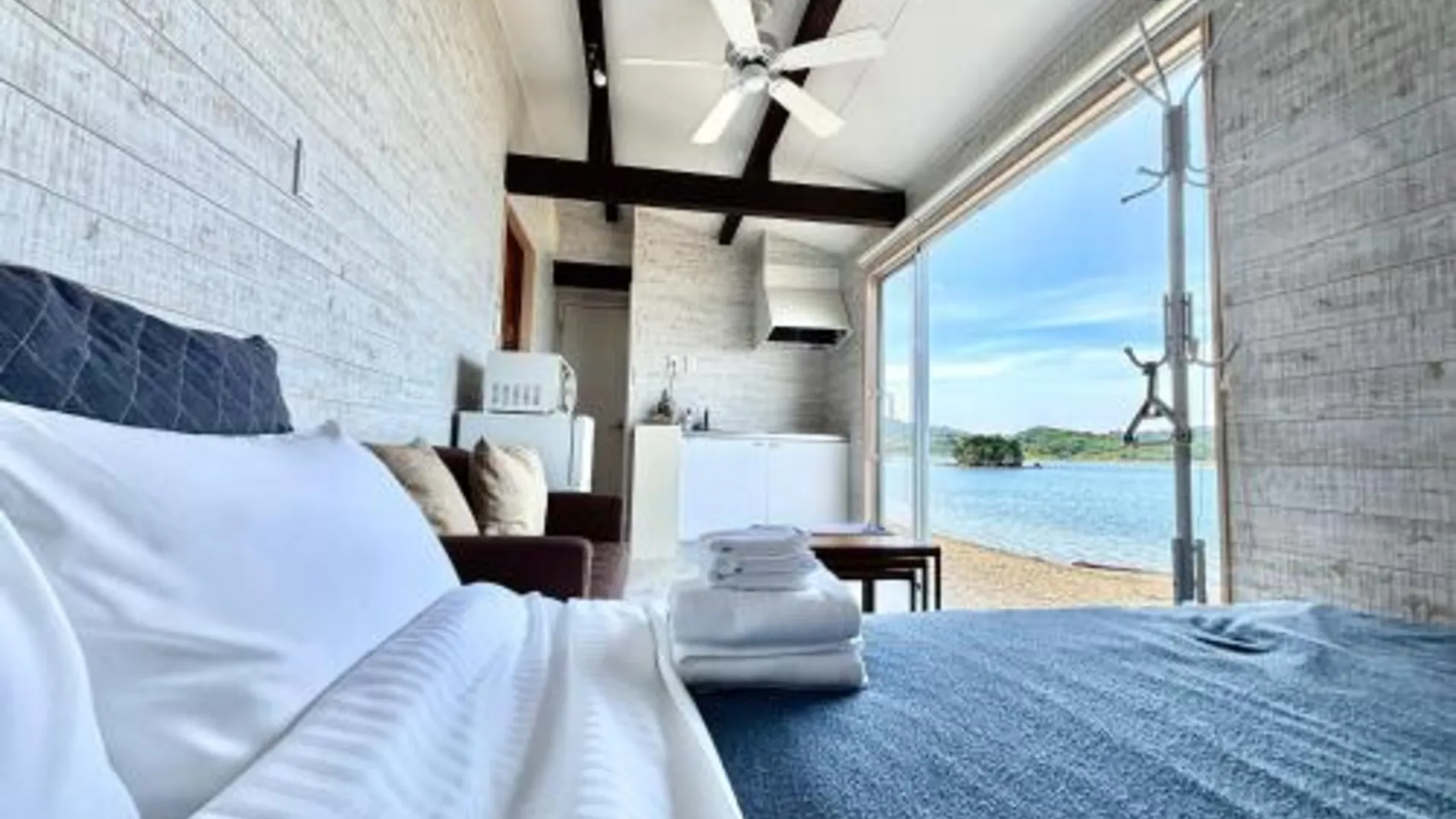 오키나와 본섬 Nel Beach 3성급 호텔 스위트룸