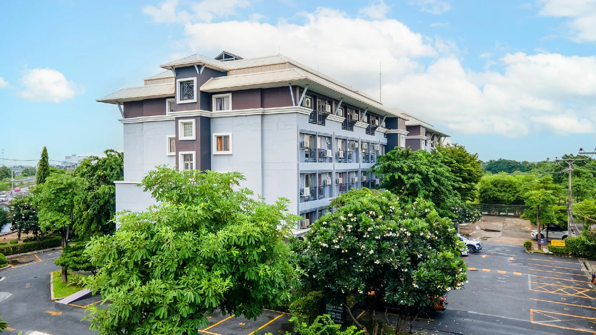 방콕 신시리 리조트 3성급 호텔 객실