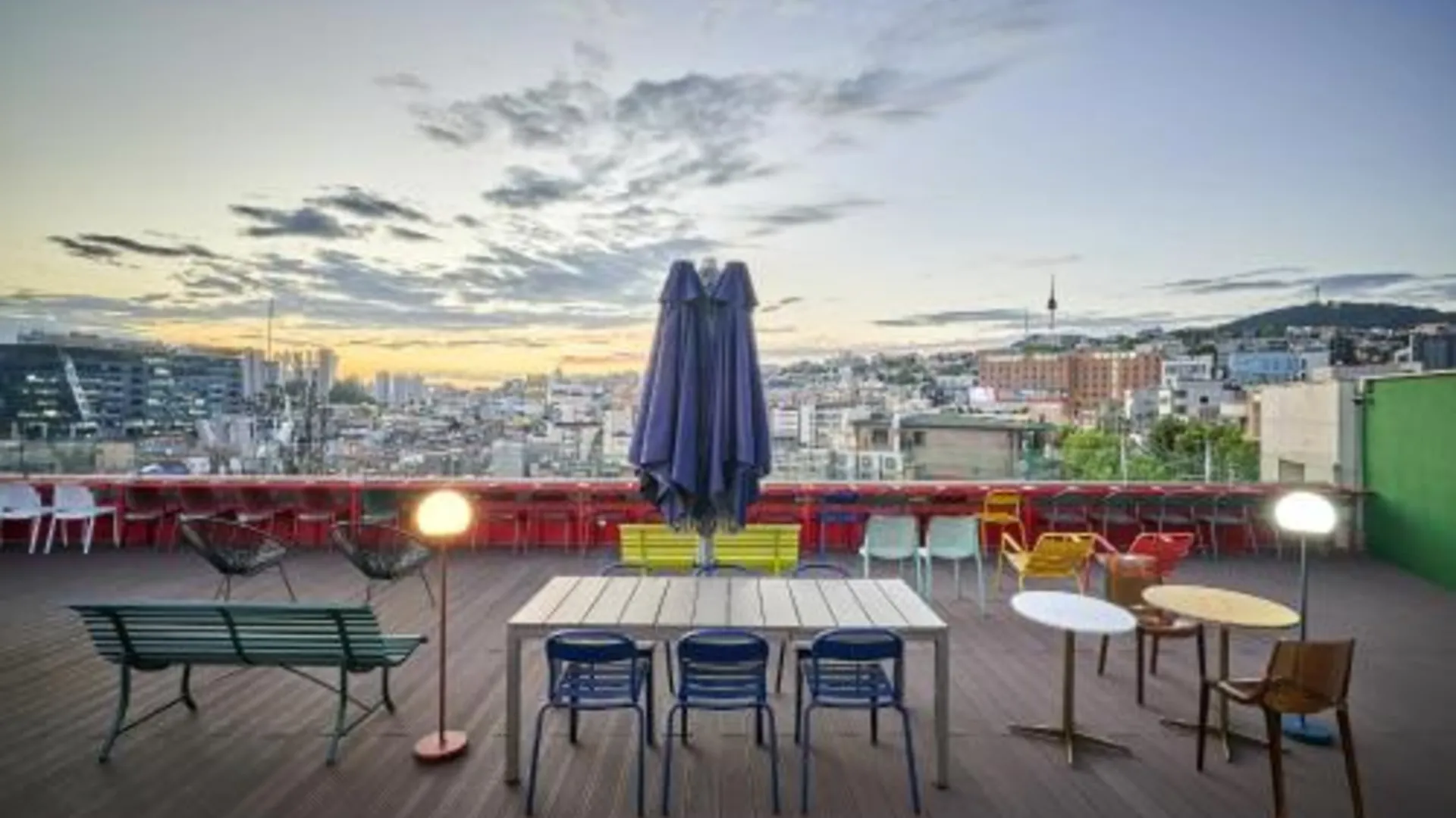 서울 H 호스텔 3성급 호텔 로비