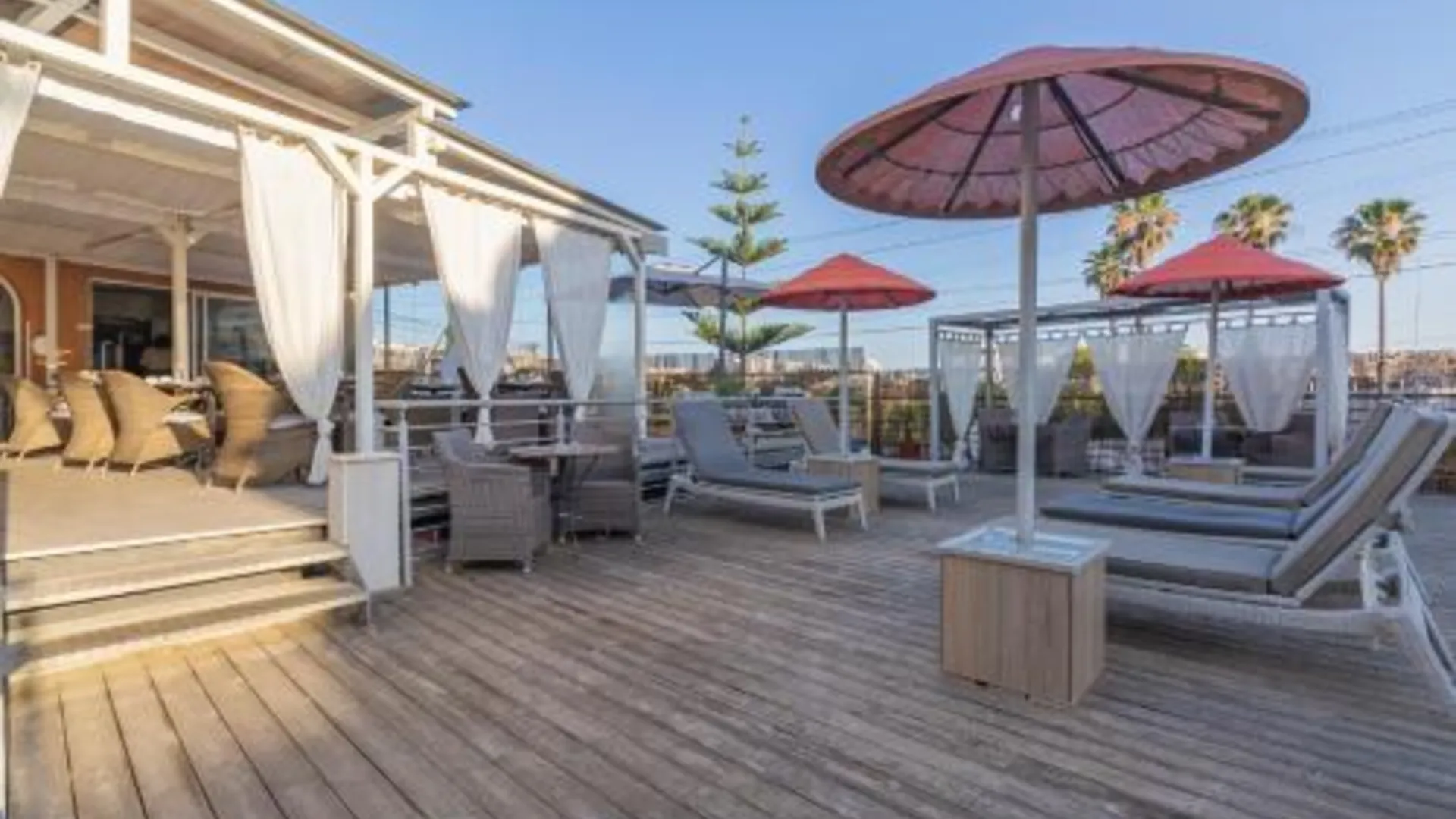 라고스 빌라 D. 디니스 - 차밍 레지던스 - 성인 전용 4성급 호텔 로비