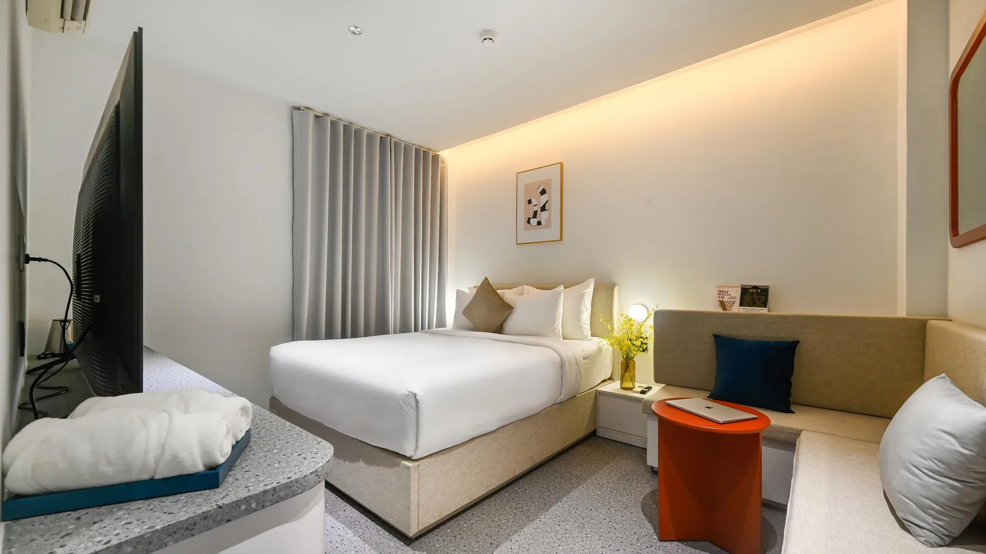 호치민 브라운닷 호텔 사이공 에어포트 3성급 호텔 스위트룸