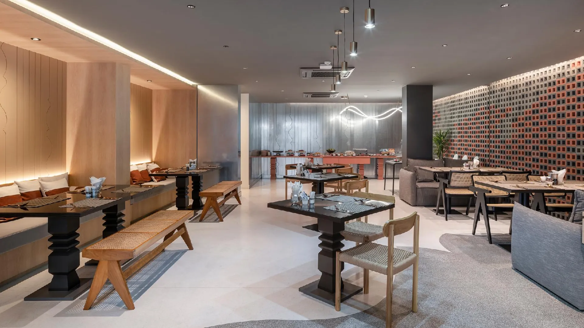 방콕 릴릿 방 룸푸 호텔 - 카오산 로드 인접 4성급 호텔 외관