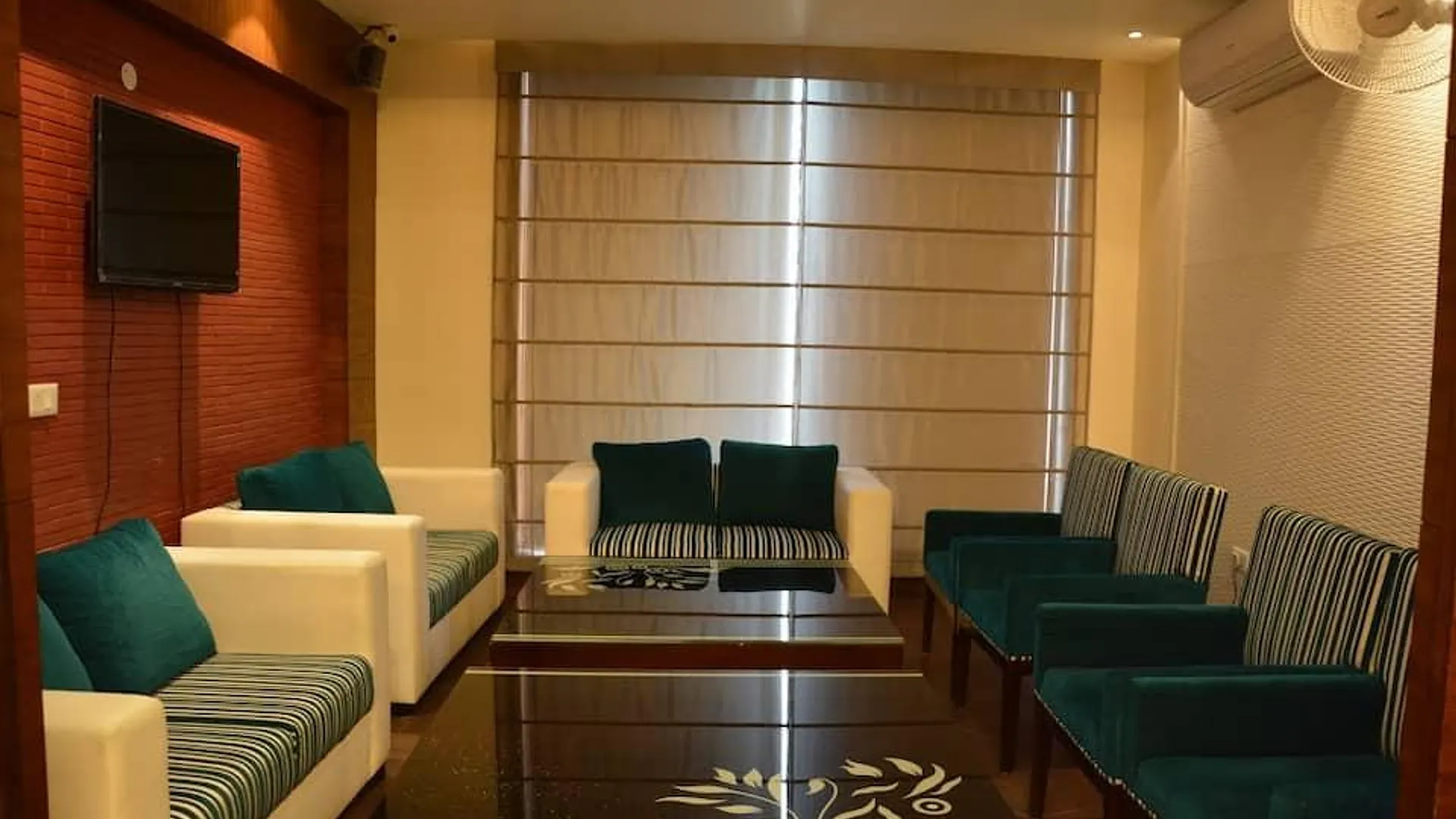 파탄코트 Green Hotel 3성급 호텔 레스토랑