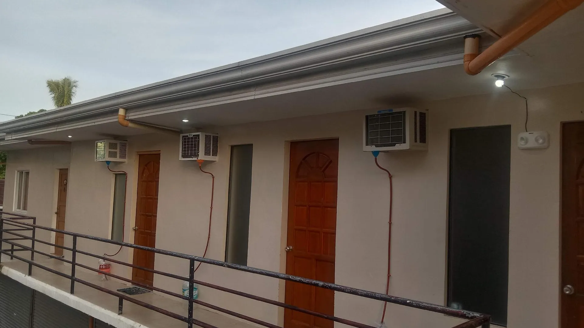 세부 리찌피나 커머셜 플라자 3성급 게스트하우스 외관