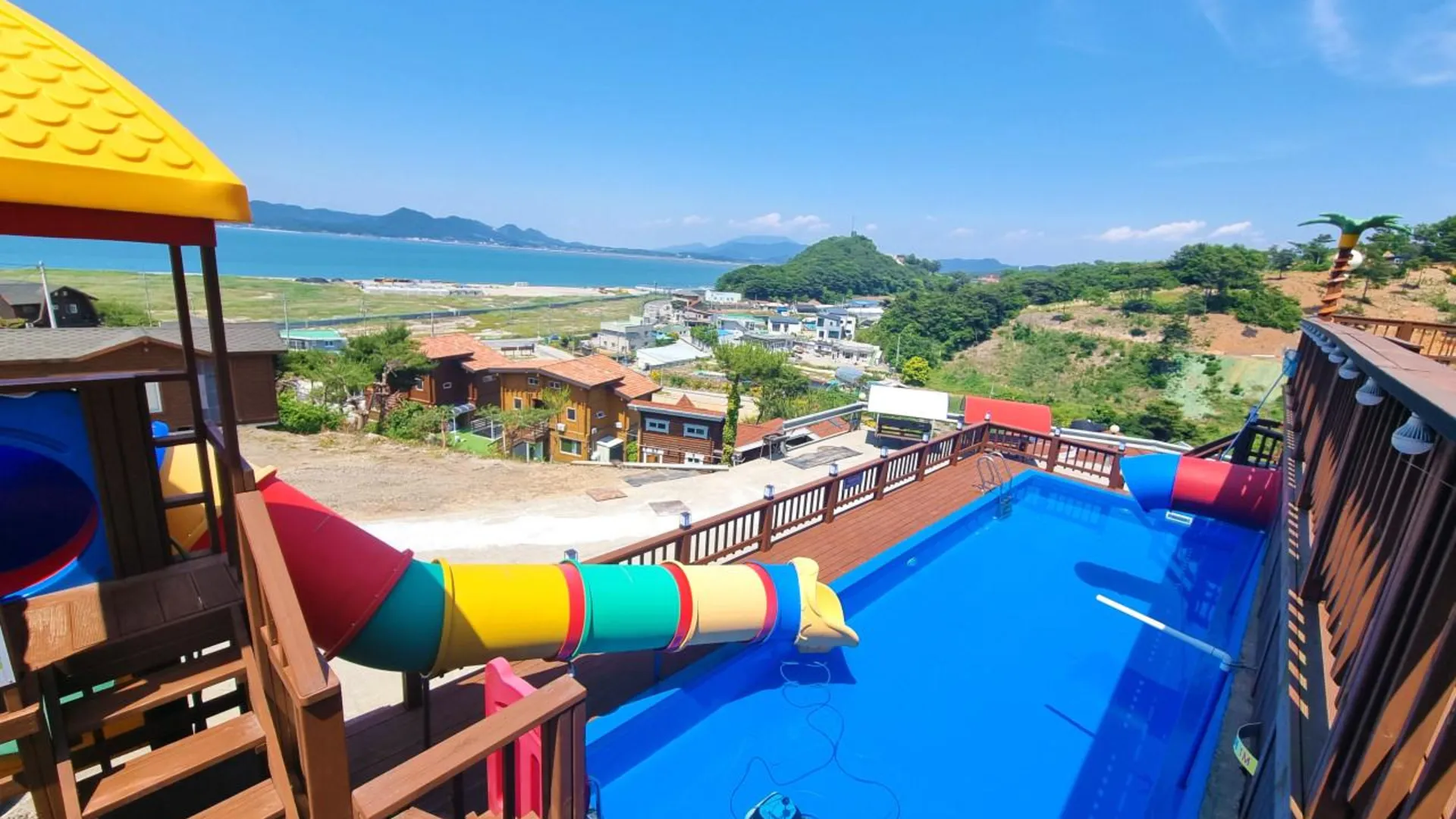 보령 보령 대천통나무솔내음펜션 1성급 게스트하우스 로비