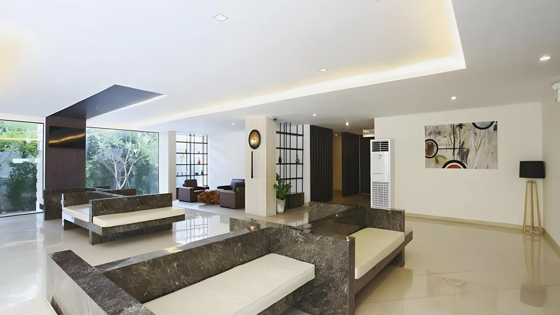 방콕 리 노바 플레이스 3성급 호텔 외관