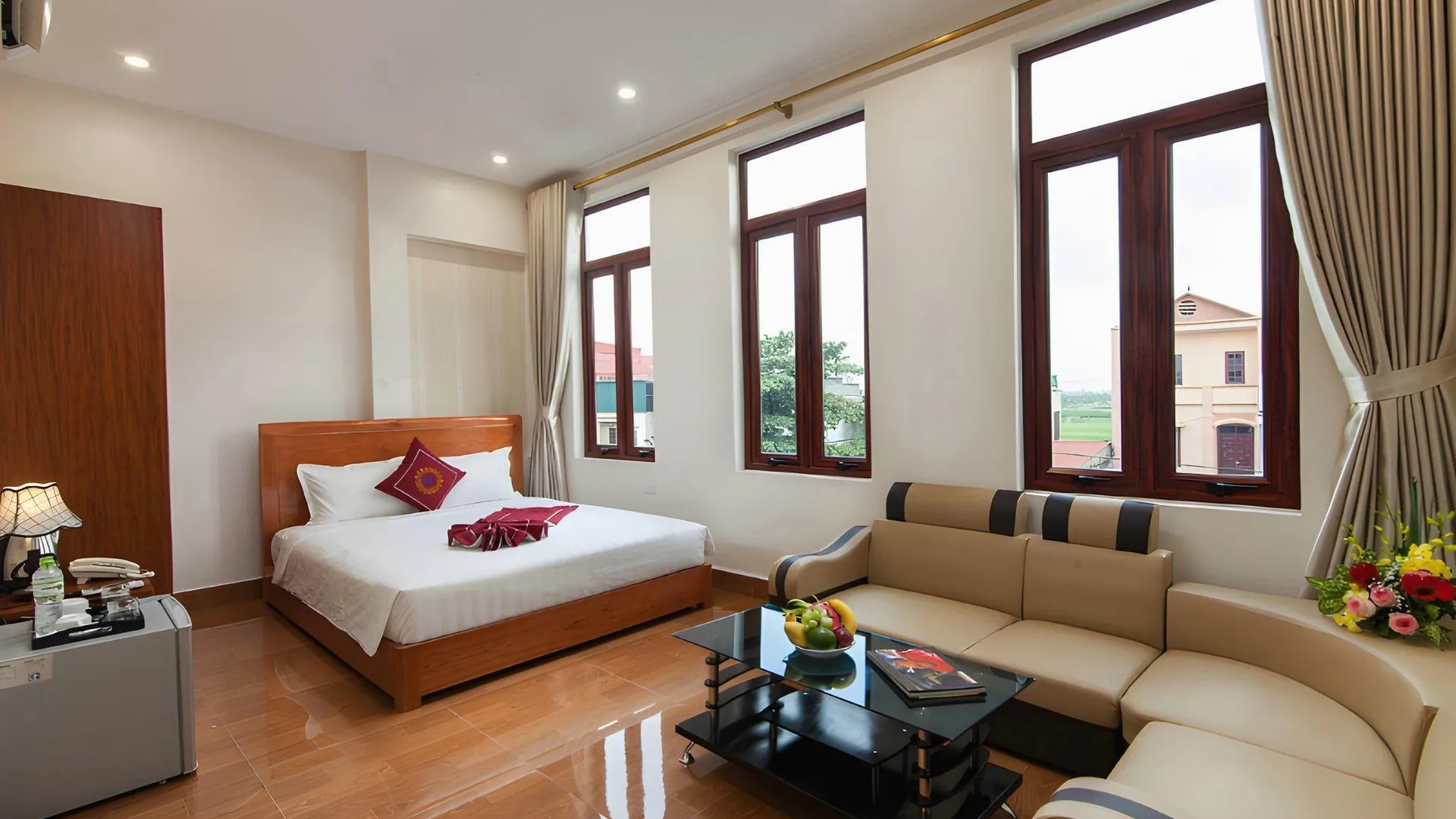 하노이 럭셔리 에어포트 호텔 앤 스파 3성급 호텔 스위트룸