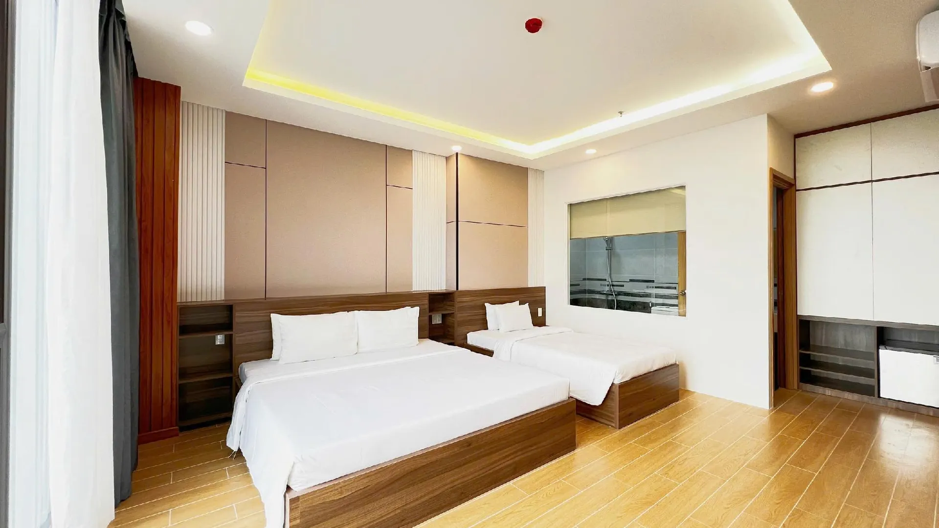 호치민 K&T 호텔 산 바이 TSN-150m 투 냐 가 T3 3성급 호텔 스위트룸