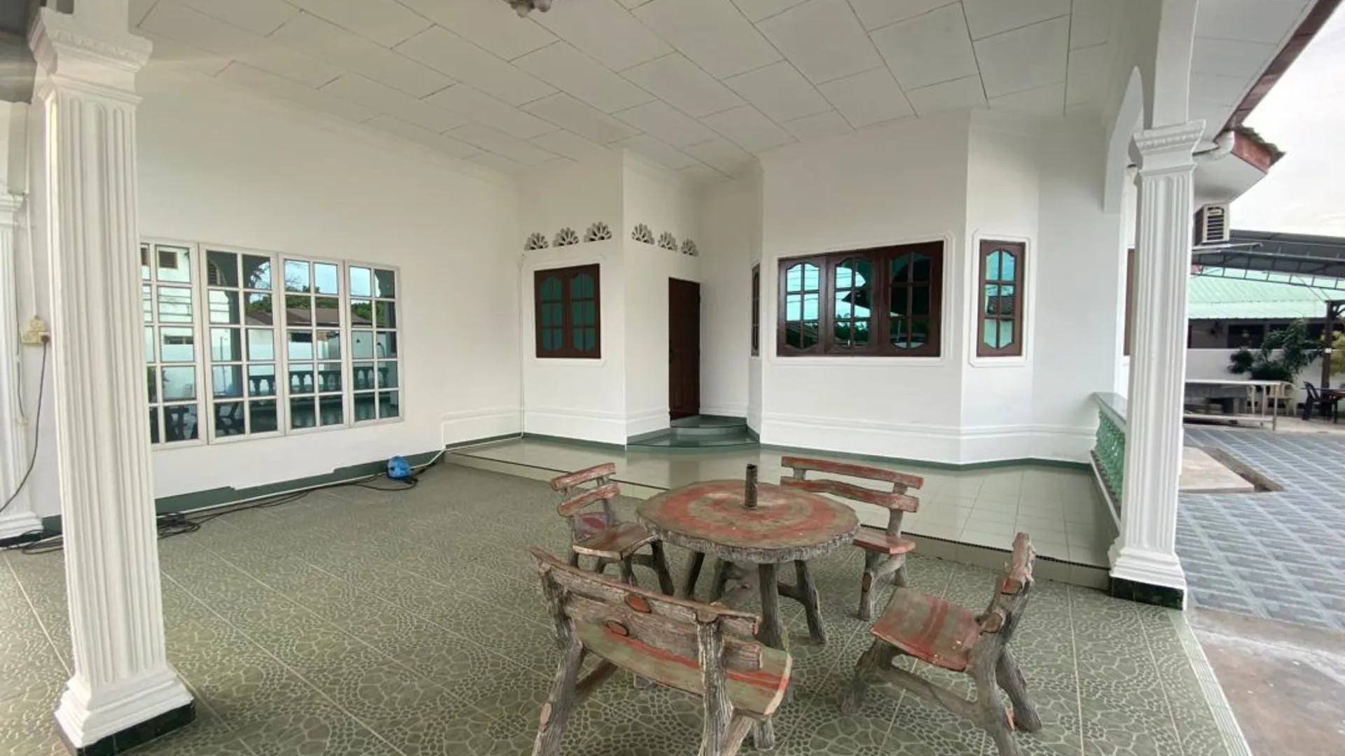 세리 만중 세리만중 타운의 아파트먼트 (3300m², 침실 3개, 프라이빗 욕실 3개) 3성급 싱글룸 객실