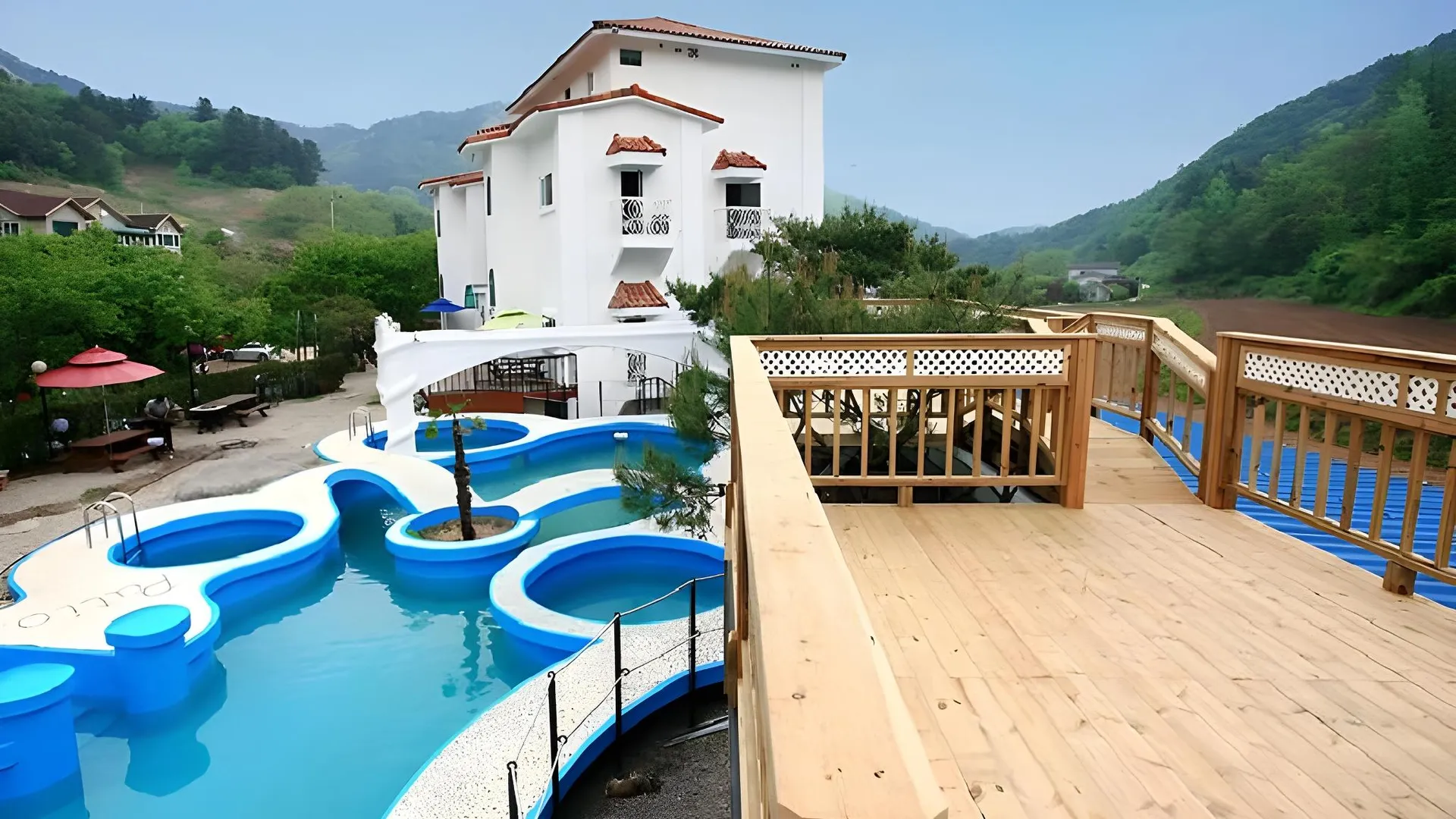 가평 매종 드 파티오 2성급 게스트하우스 전망