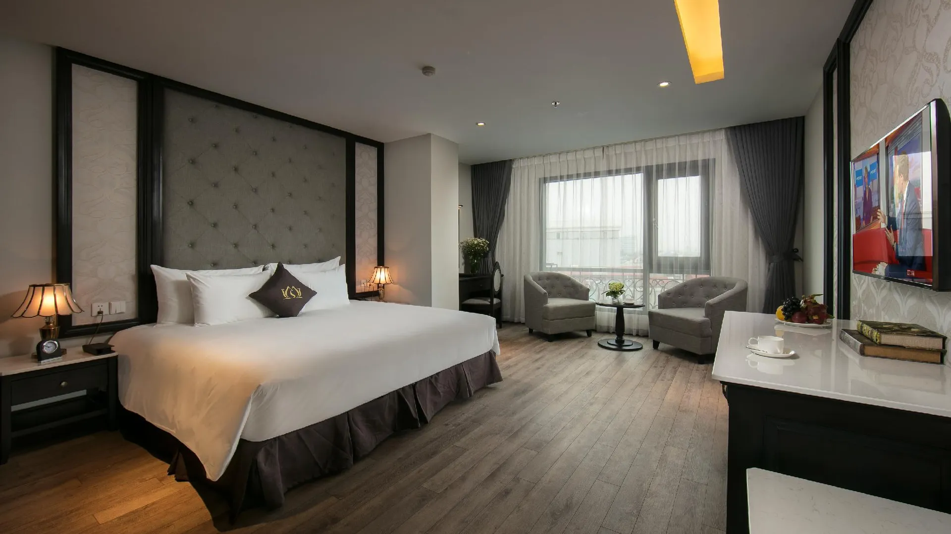 하노이 센 그랜드 호텔 앤 스파 매니지드 바이 센 그룹 4성급 호텔 스위트룸