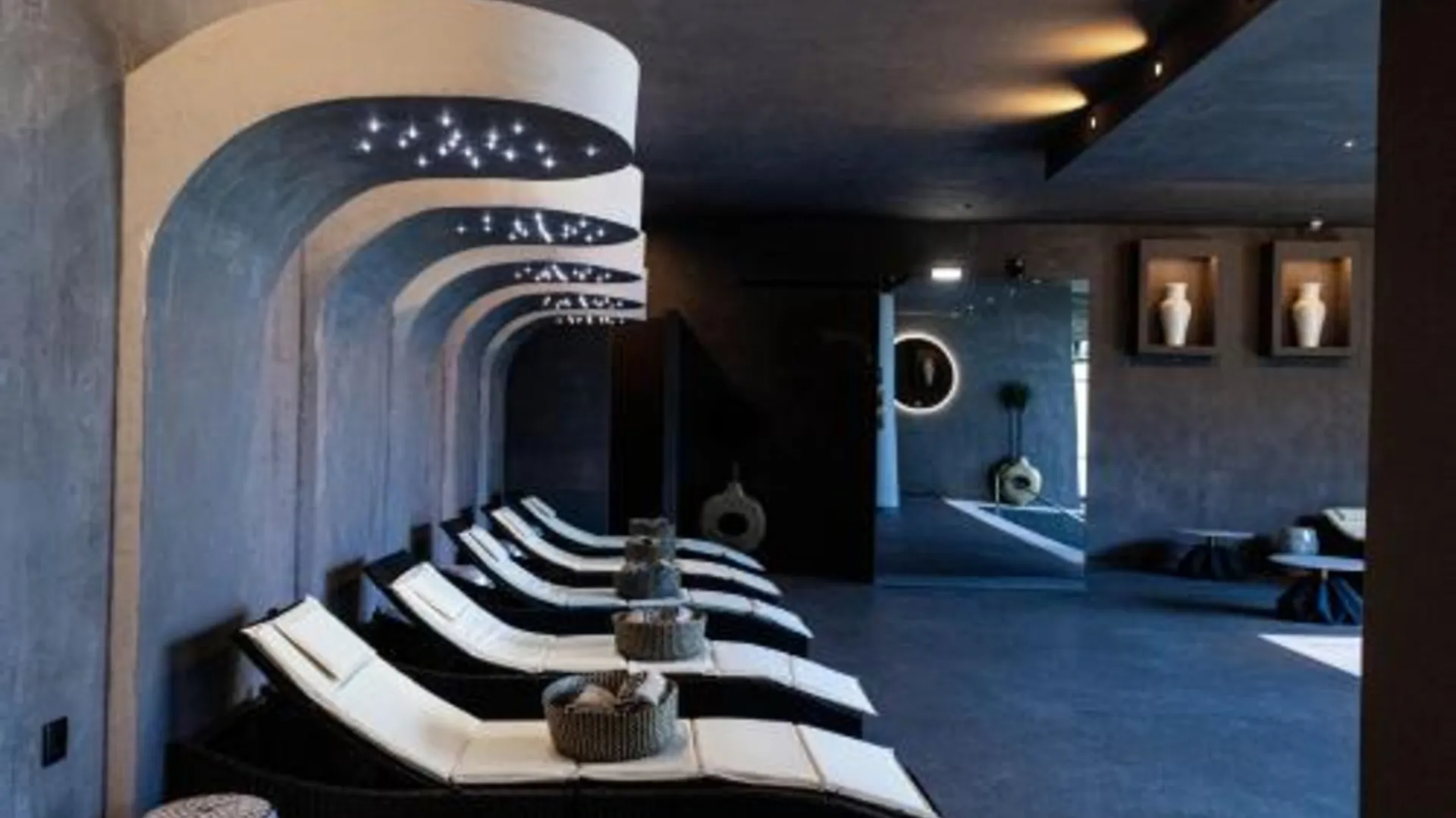 빌라 노바 드 가이아 루벤스 호텔스 앤 스파 4성급 호텔 수영장