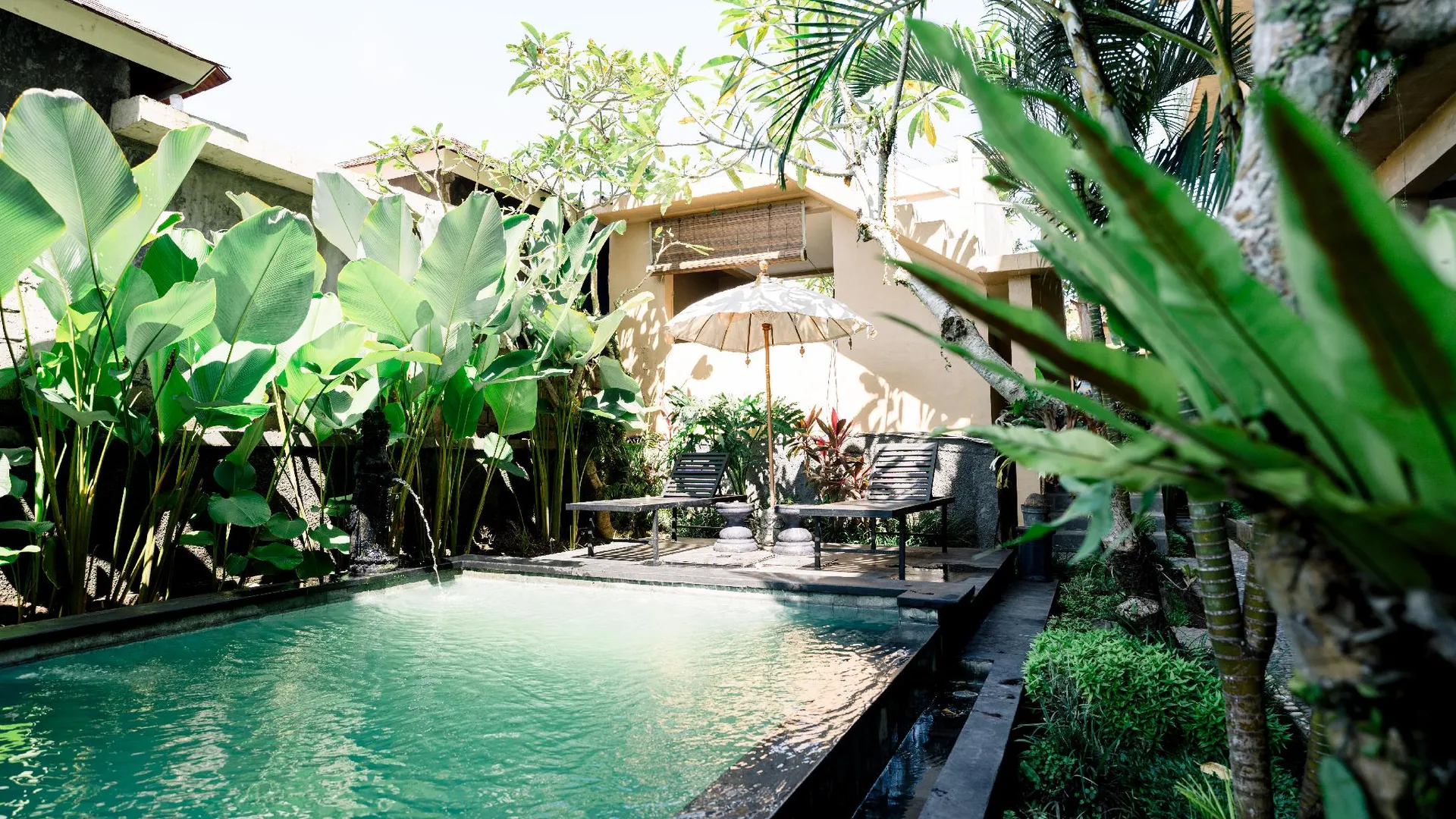 발리 우마 쿠투 2 2성급 호텔 스위트룸