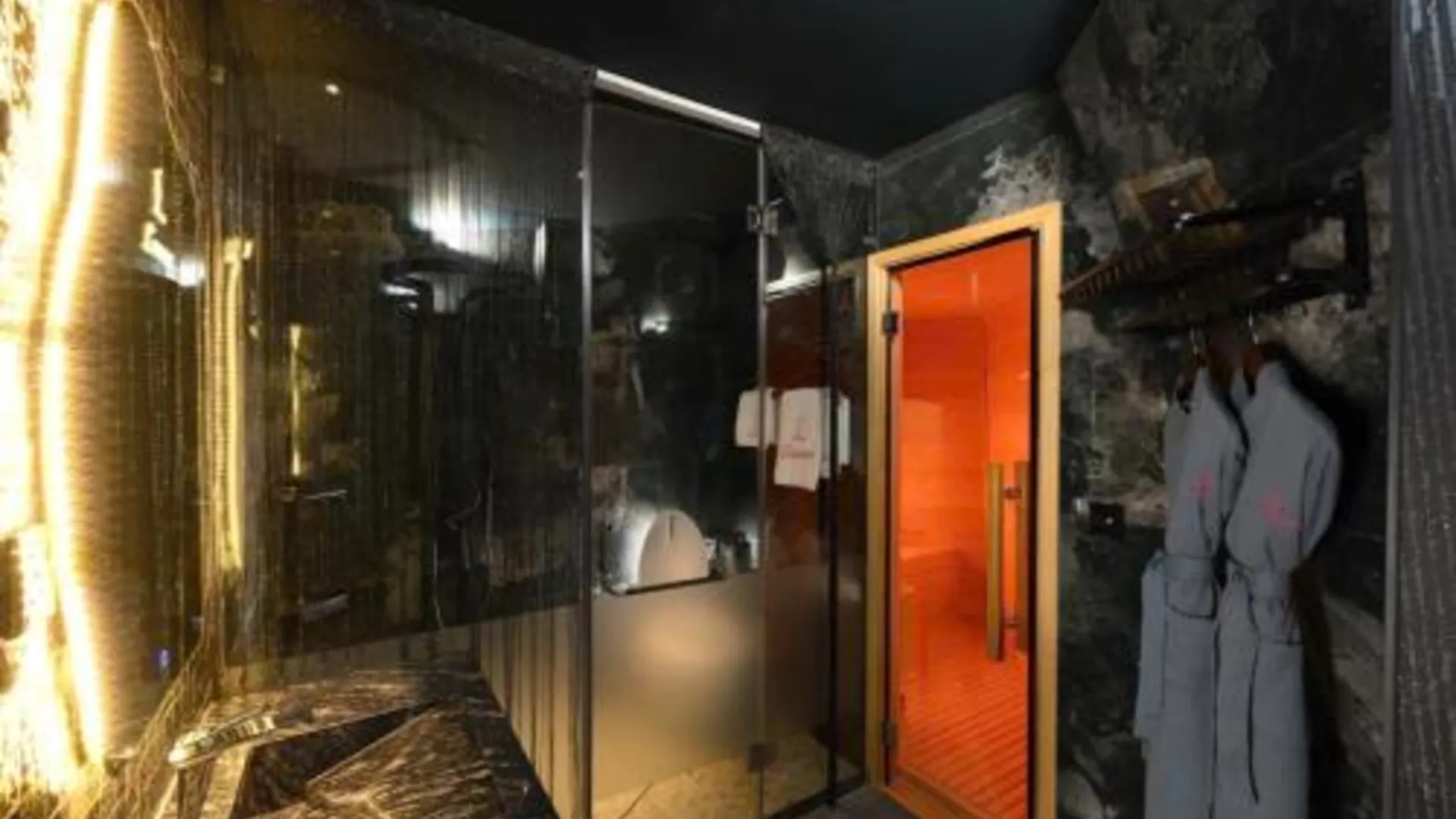 호치민 라무르 호텔 5성급 호텔 부대시설