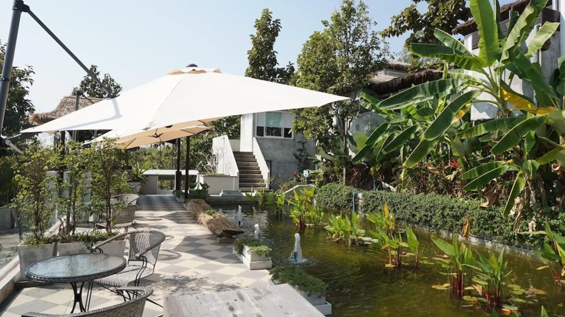 치앙라이 탄야 반 본 도이 4성급 호텔 객실