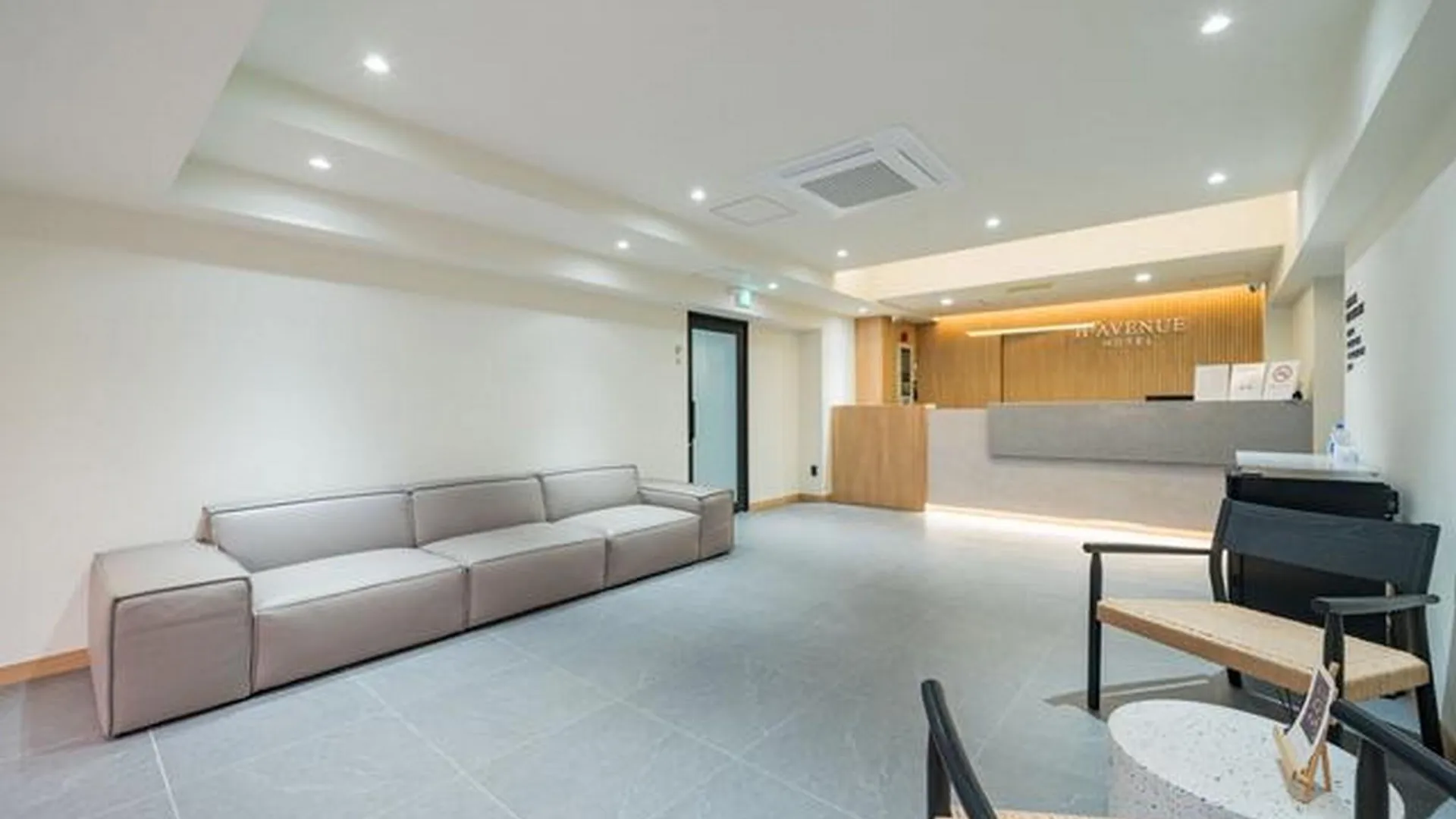 충주 충주 H 에비뉴 시티홀 브랜치 호텔 로비